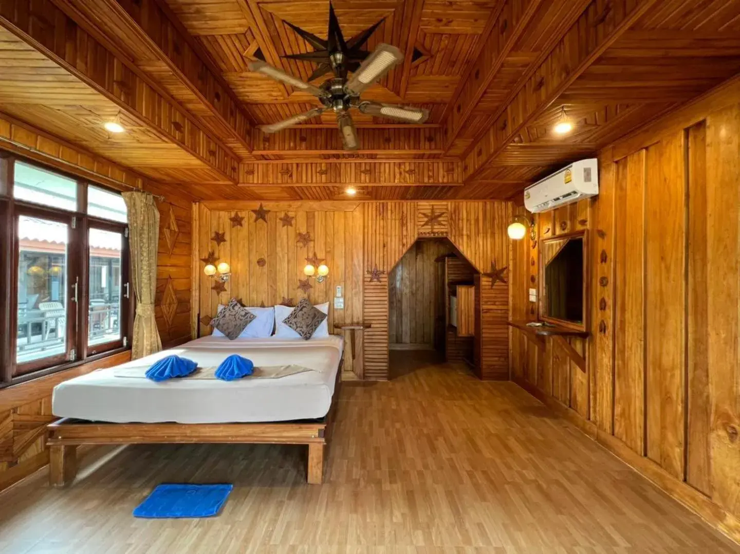 Bedroom in Kantiang Bay View Resort