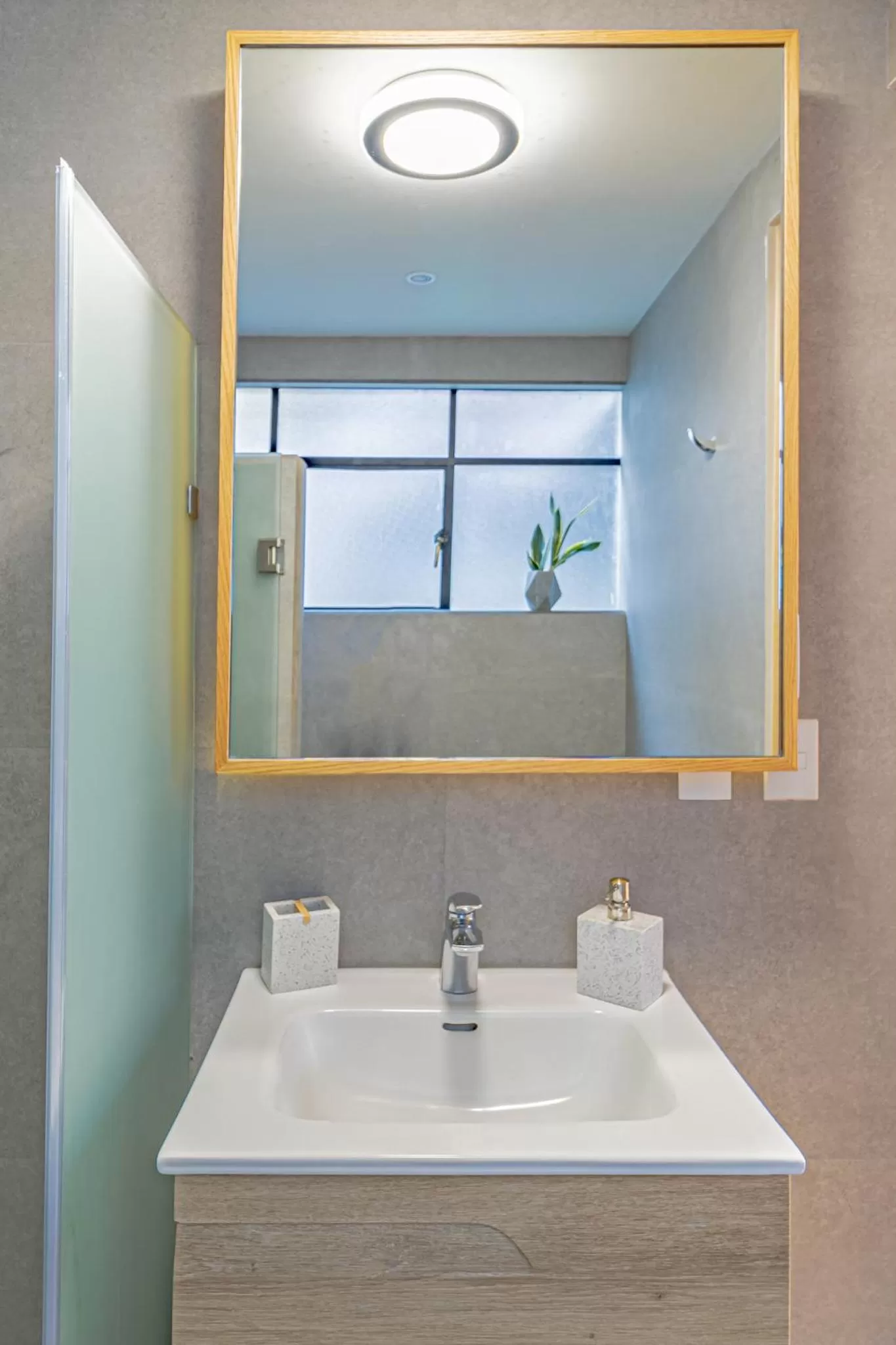 Toilet in Mi Zona Lodging WTC