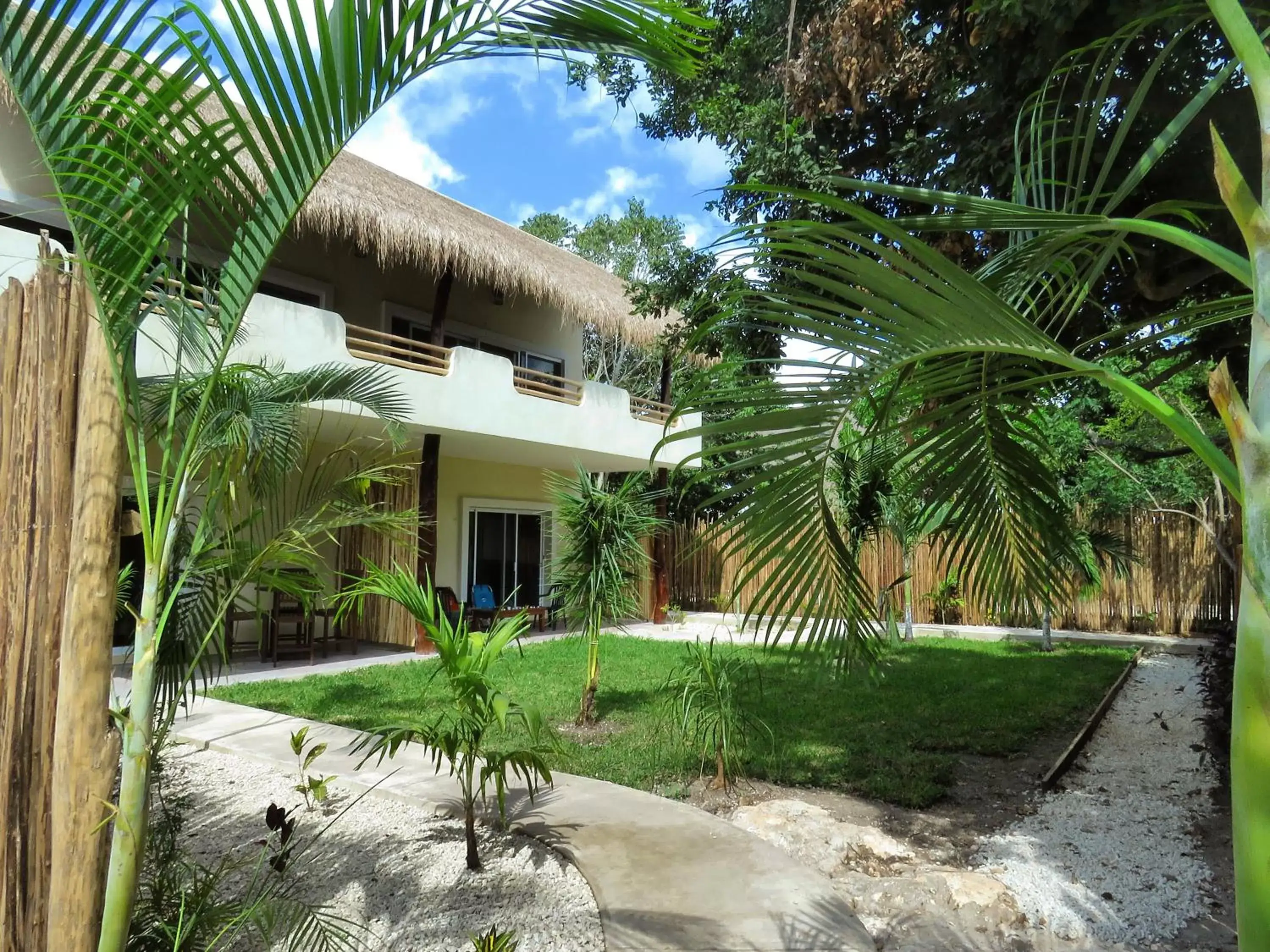 Patio, Property Building in Hotel & Suites Oasis Bacalar