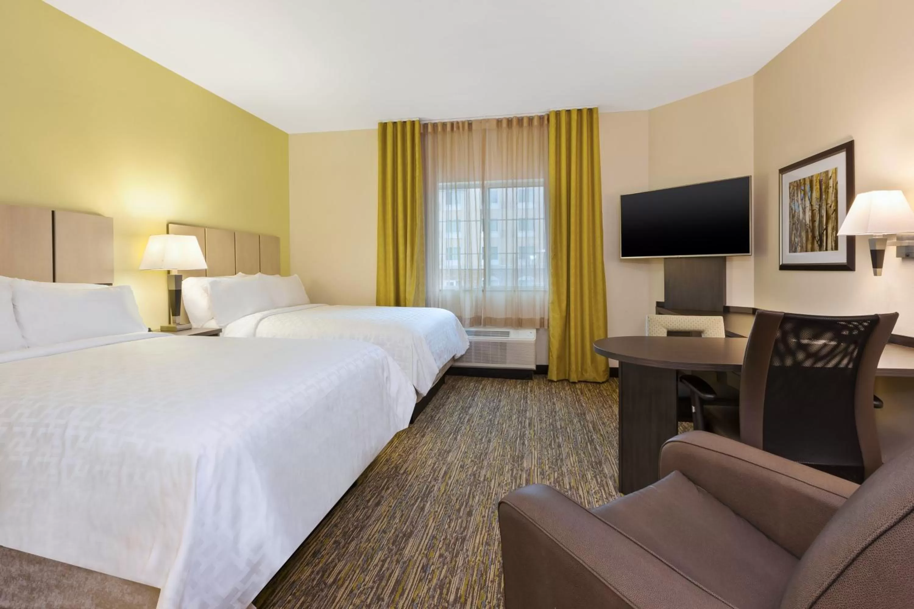 Photo of the whole room, Bed in Candlewood Suites Washington North by IHG