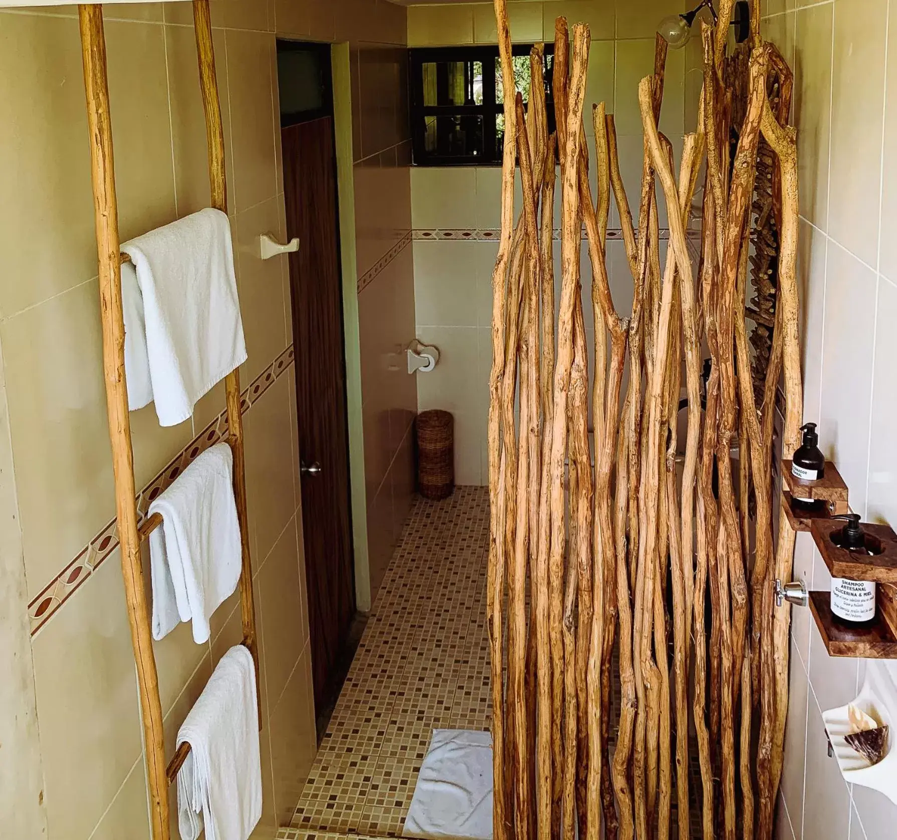 Bathroom in LA TULUMEÑA Boutique Hotel