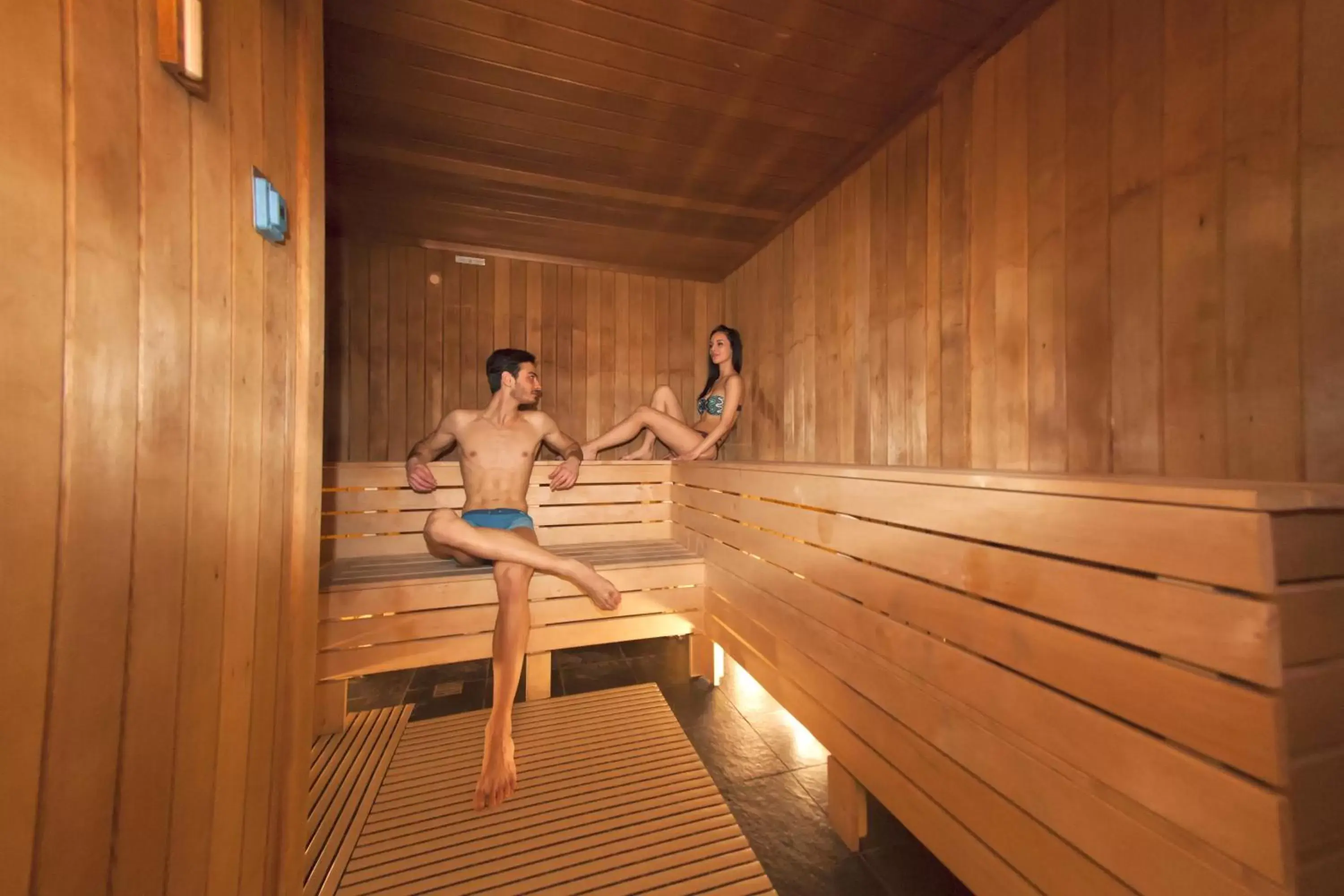 Sauna in UNAHOTELS MH Matera