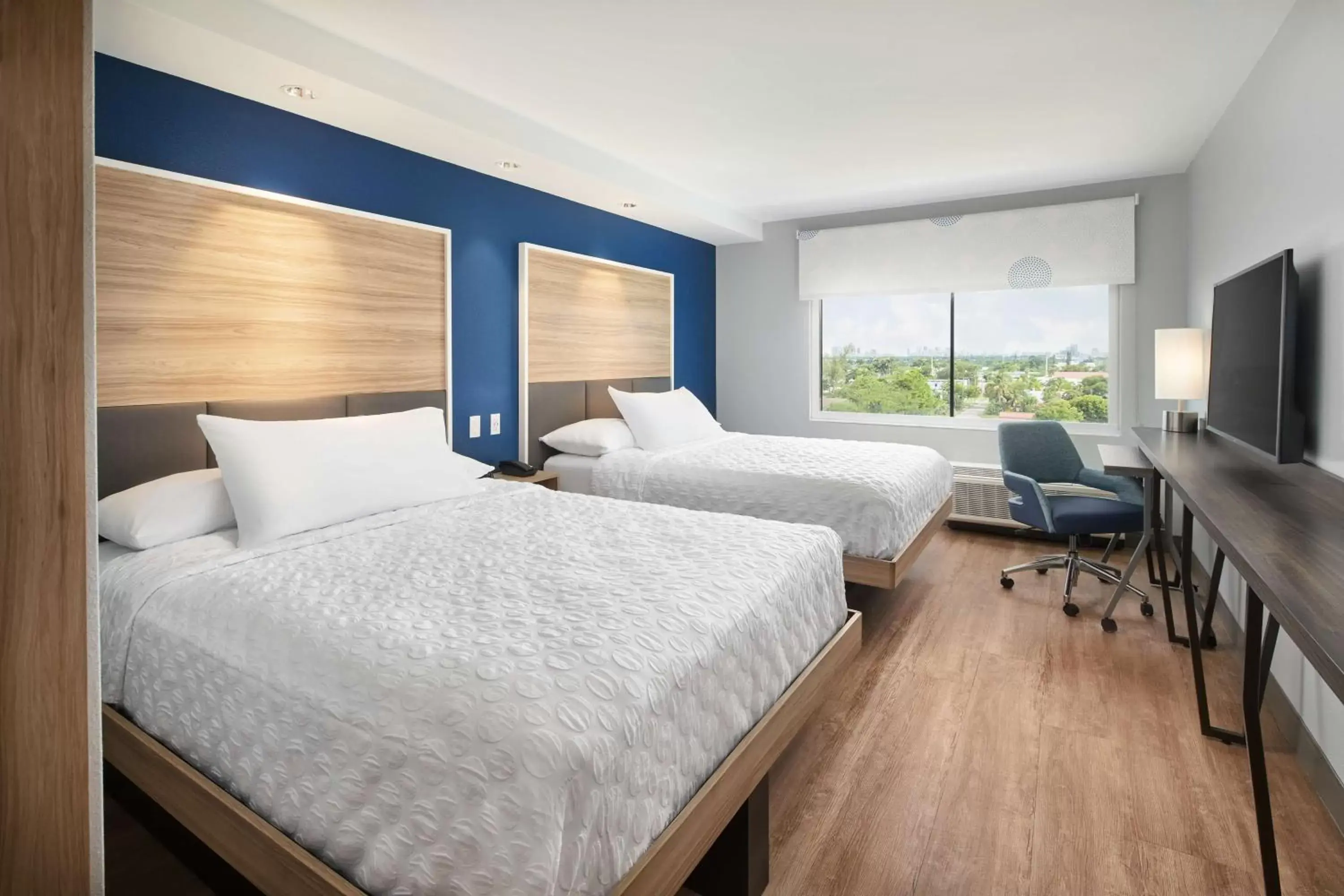 Bedroom, Bed in Tru By Hilton Ft Lauderdale Airport