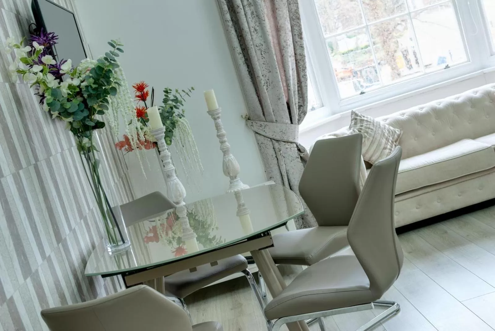 Living room in RST Rodney Street