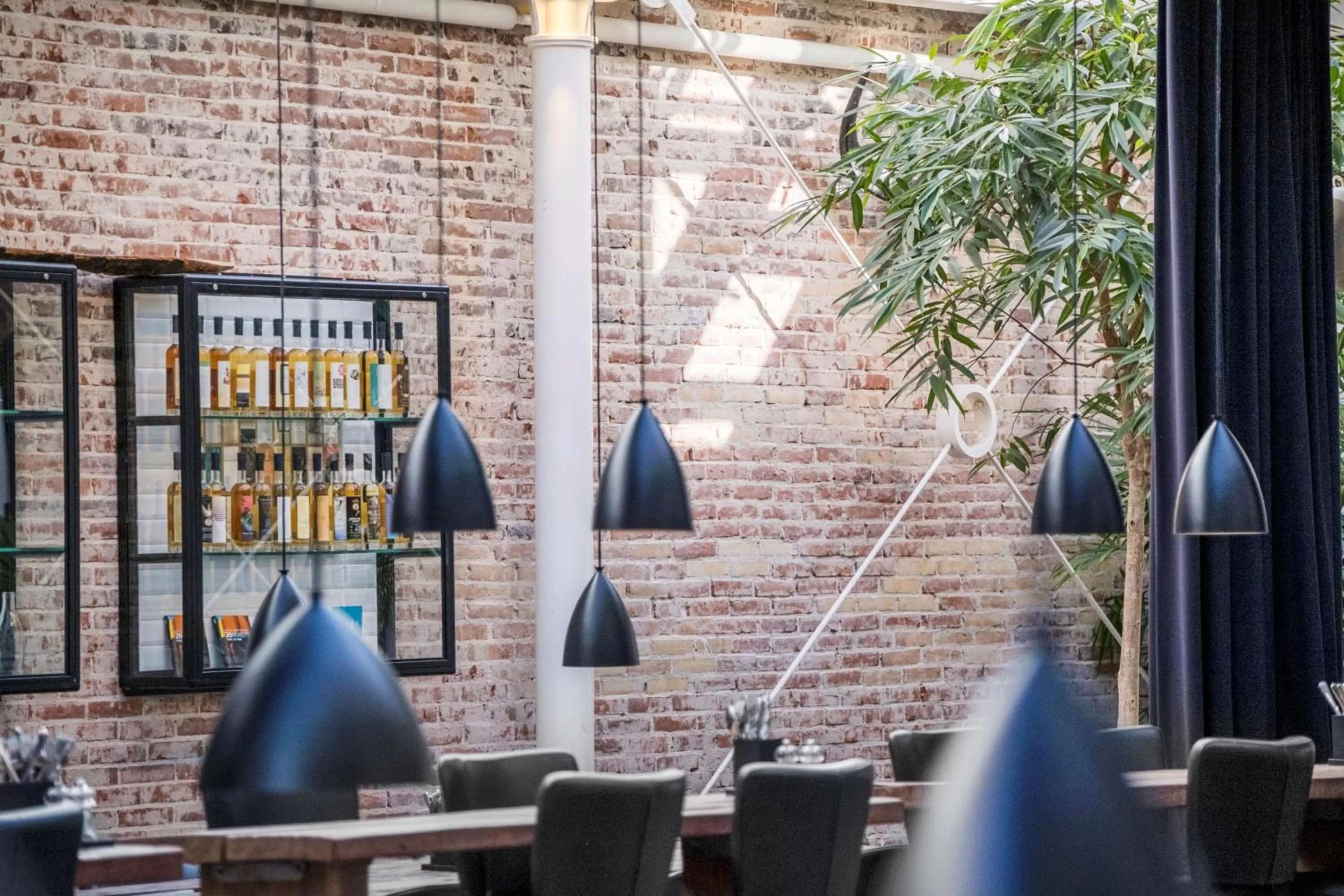 Lounge or bar in Best Western ToRVEhallerne