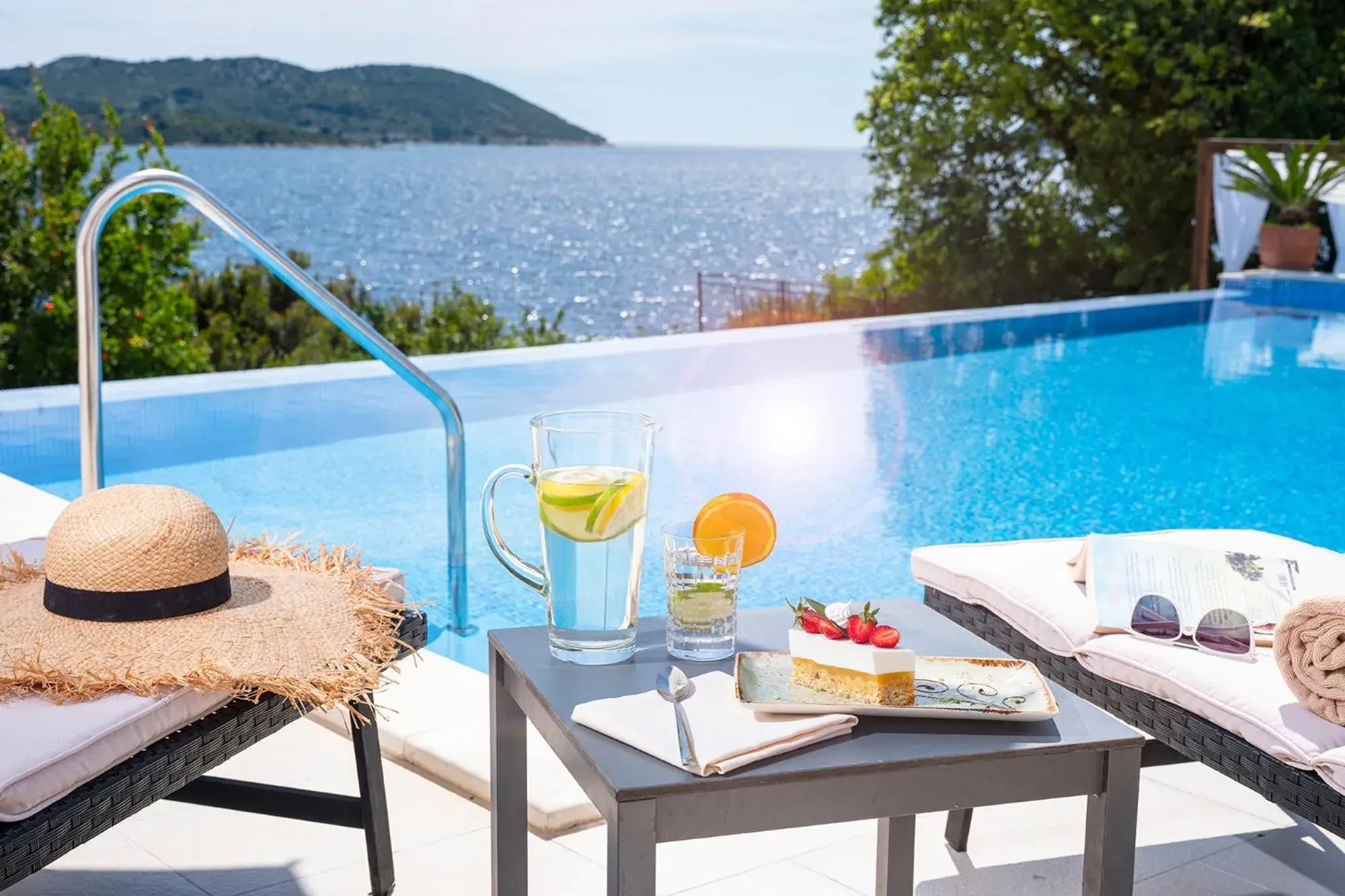 Swimming Pool in Sun Gardens Dubrovnik