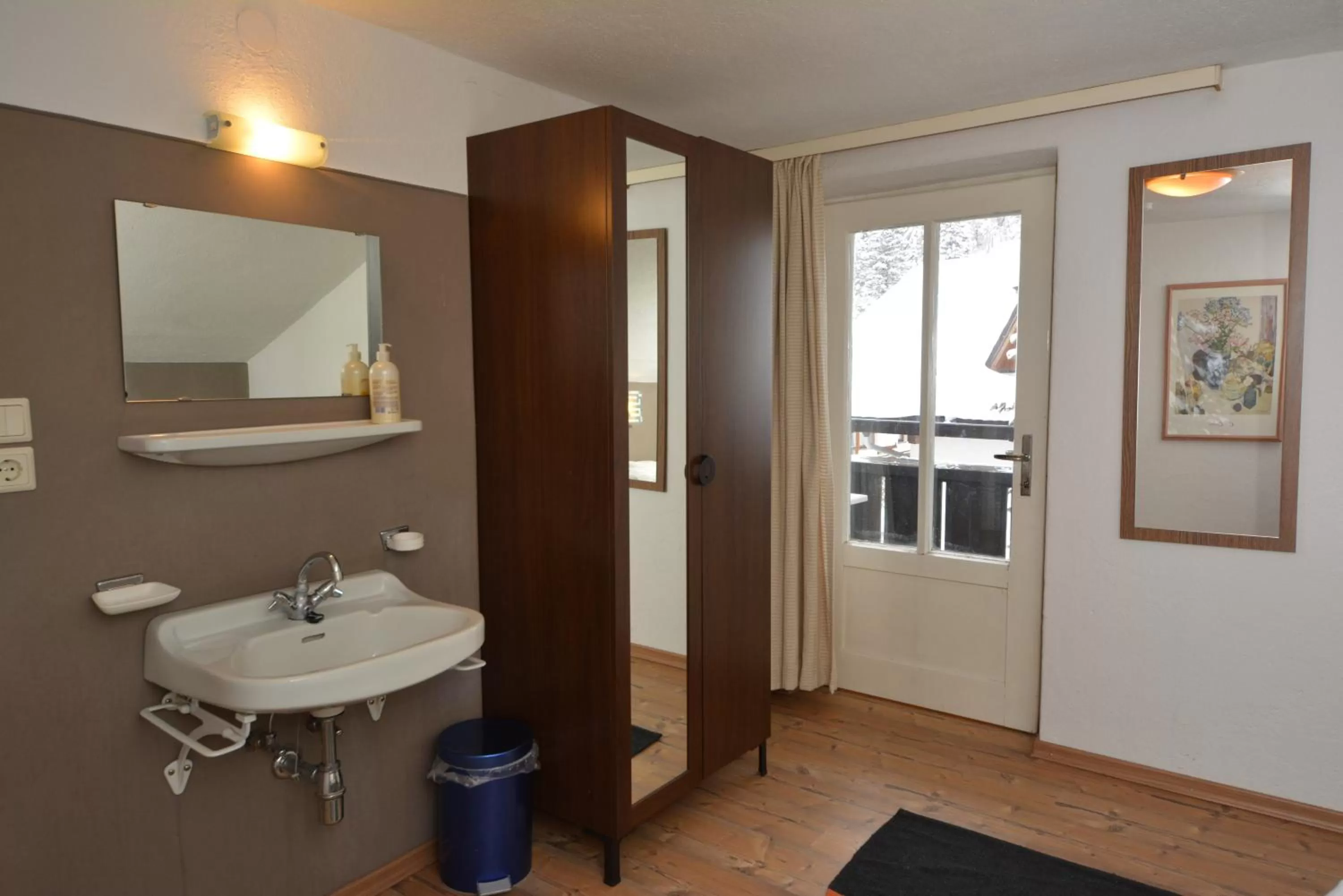 Bedroom in Haus Irmgard by Châtel Reizen