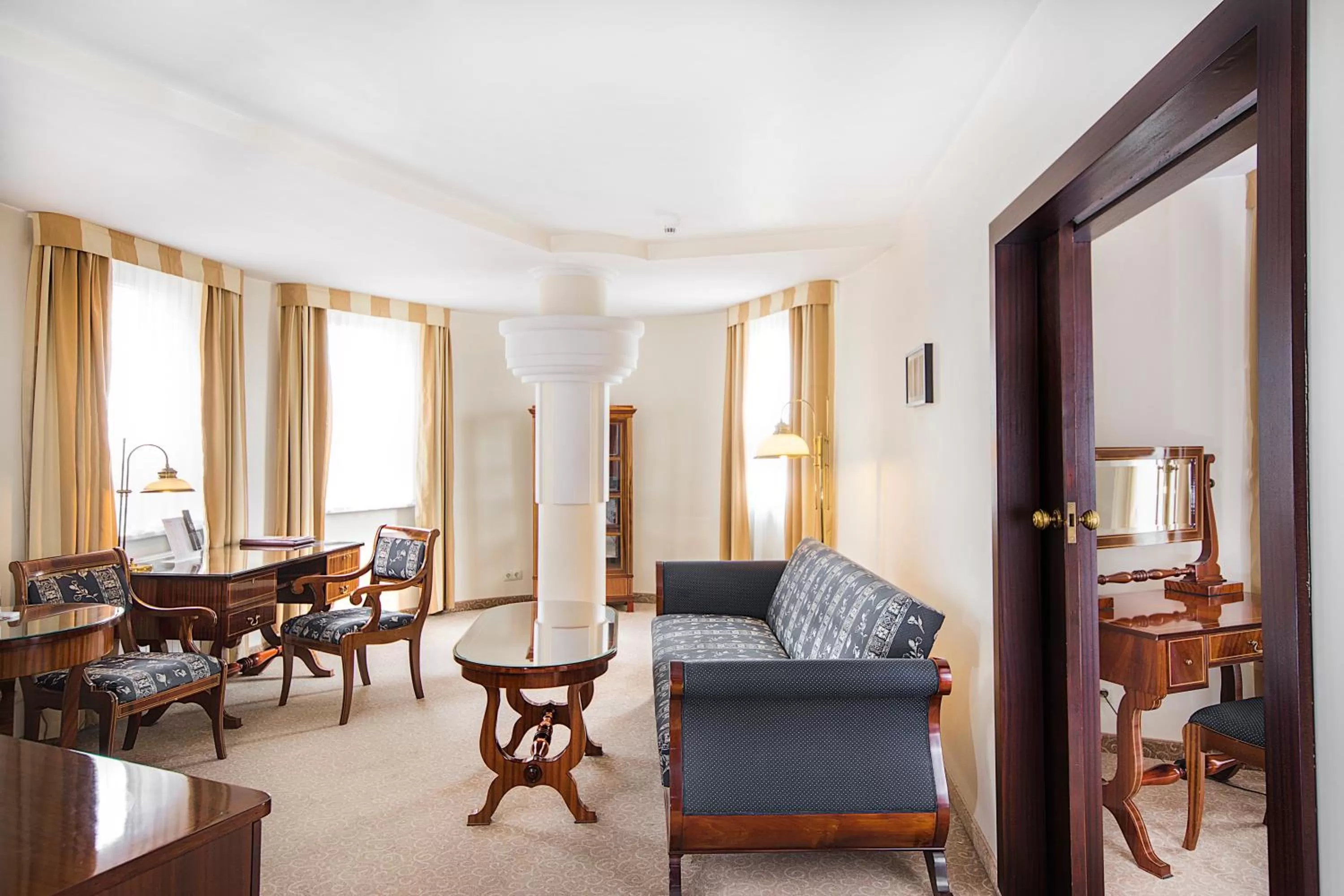 Seating area in Qubus Hotel Wrocław