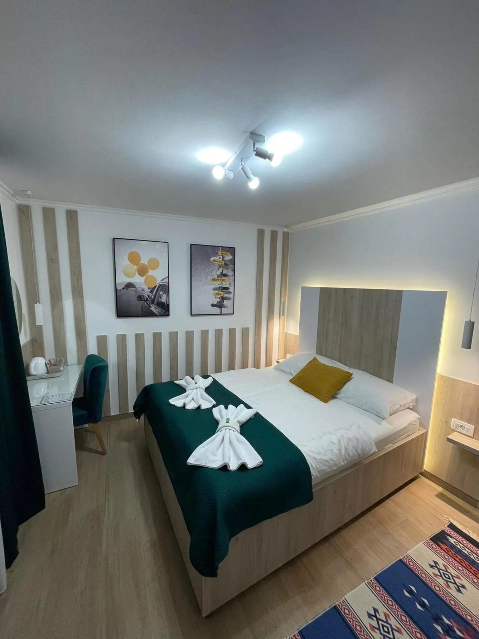 Bedroom, Bed in Hotel - Villa Lejla