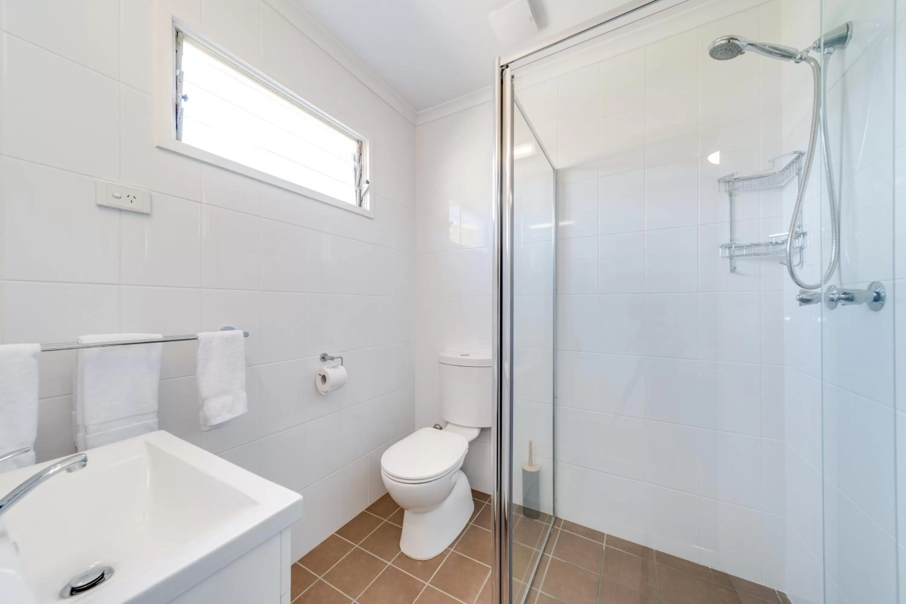 Shower in Black Sheep Motel Goulburn