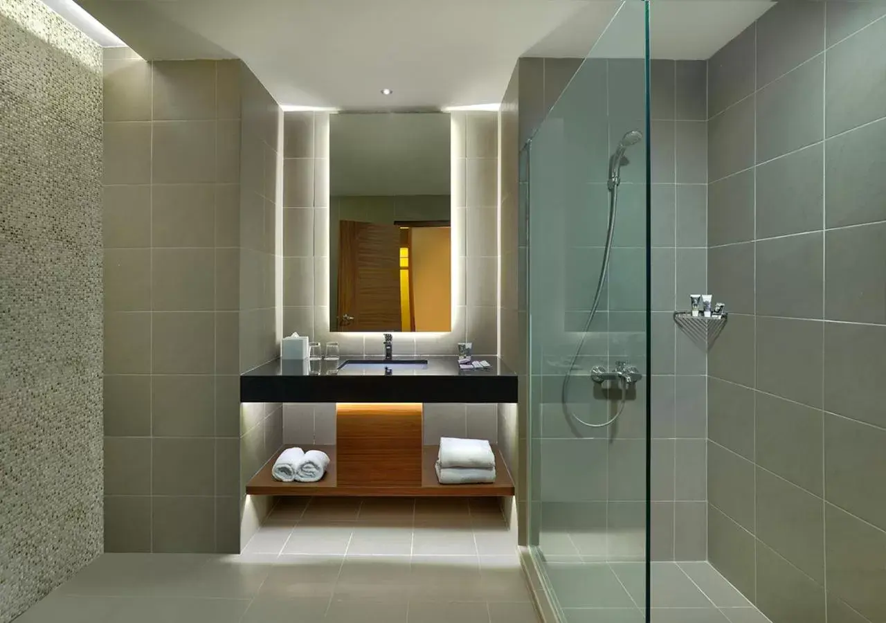 Bathroom in Mercure Manado Tateli Resort and Convention