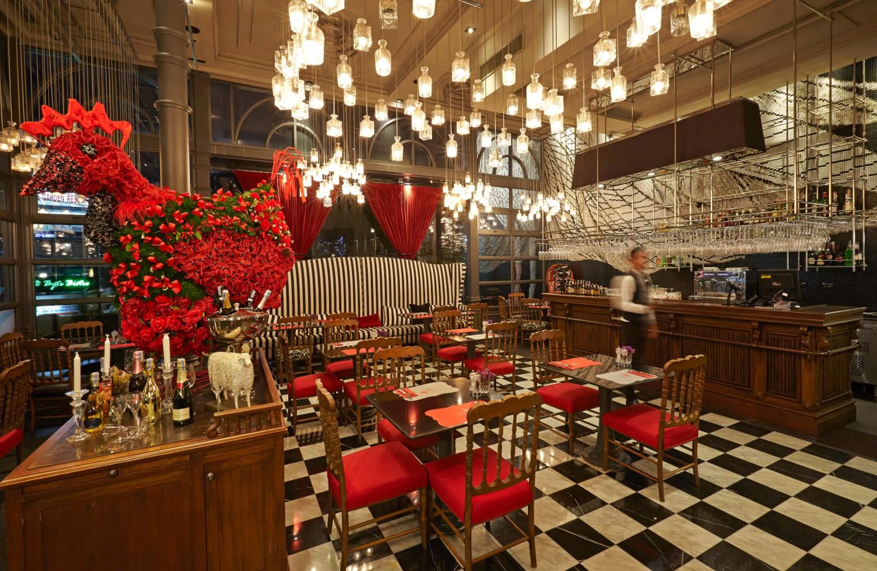 Restaurant/places to eat in Woodlands Hotel and Resort Pattaya