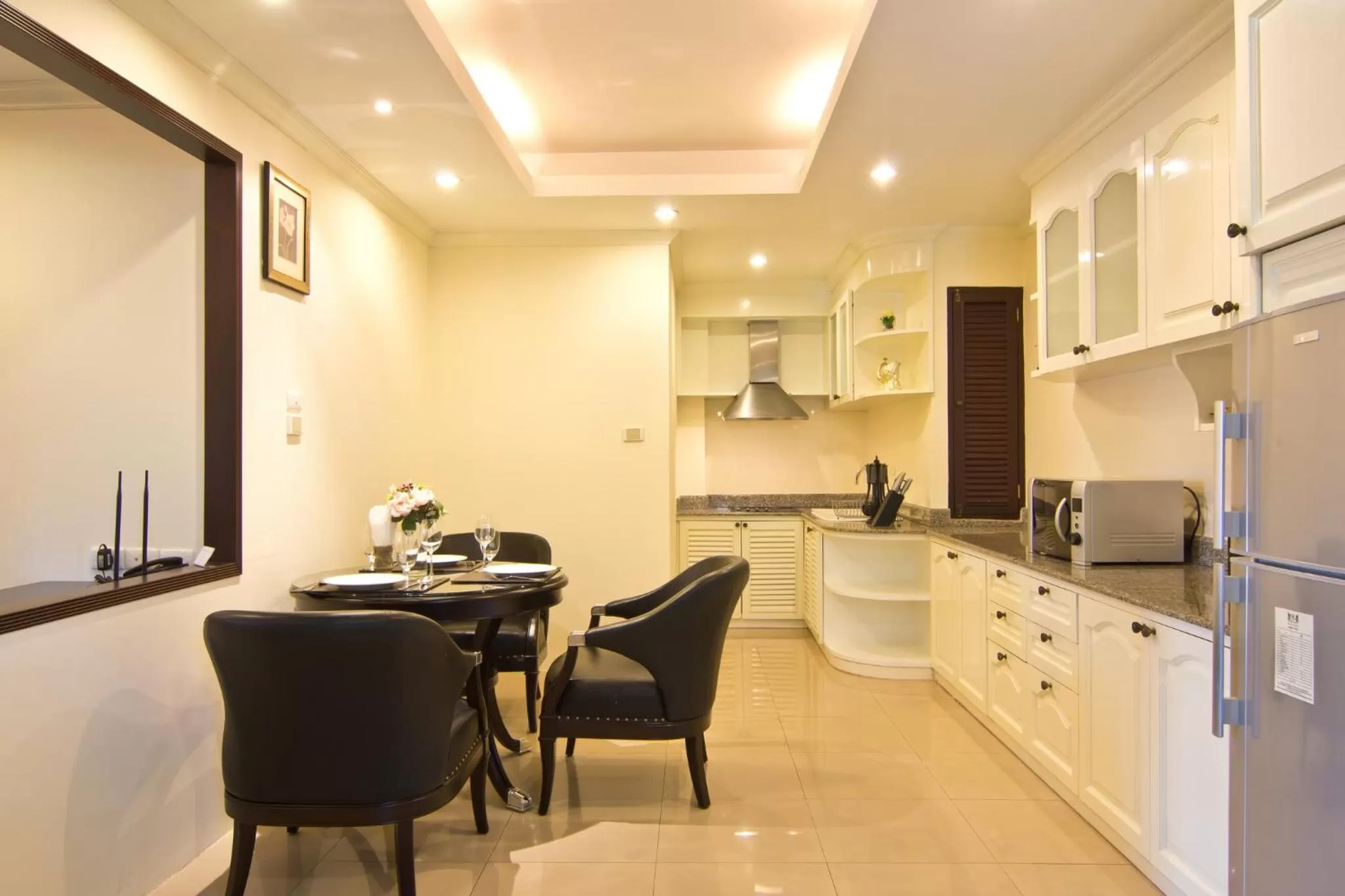 Photo of the whole room in LK Royal Suite