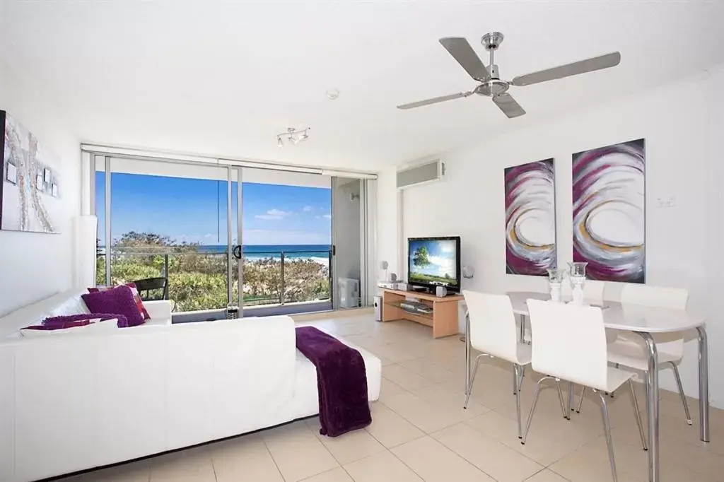 One The Esplanade Apartments on Surfers Paradise