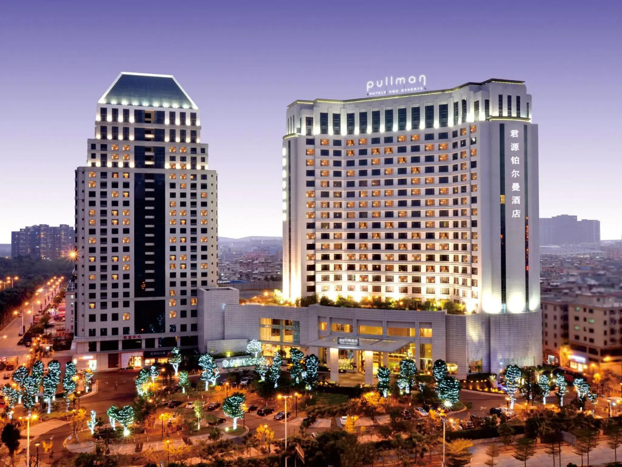 Facade/entrance in Pullman Dongguan Changan Facade/entrance in Pullman Dongguan Changan