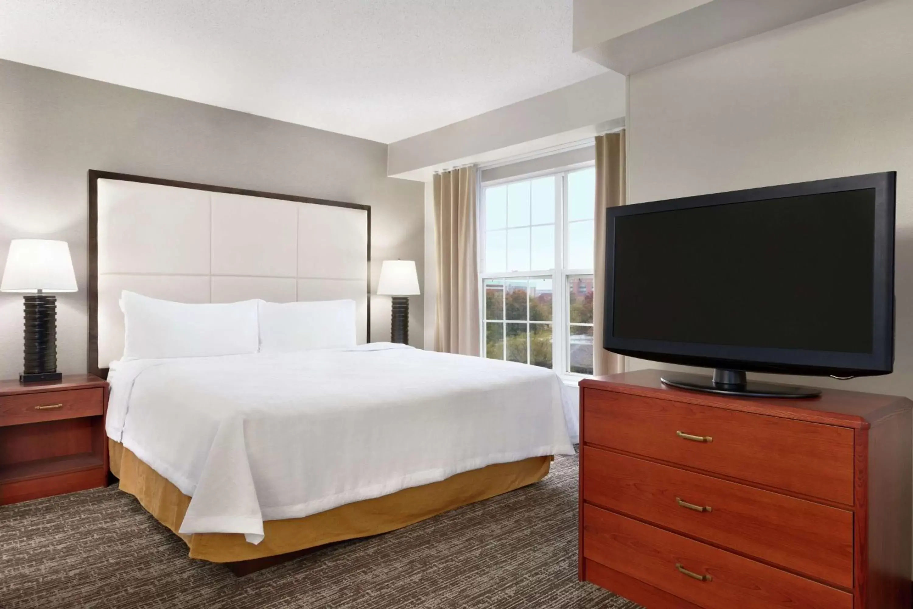 Bedroom, Bed in Homewood Suites by Hilton Columbus-Dublin