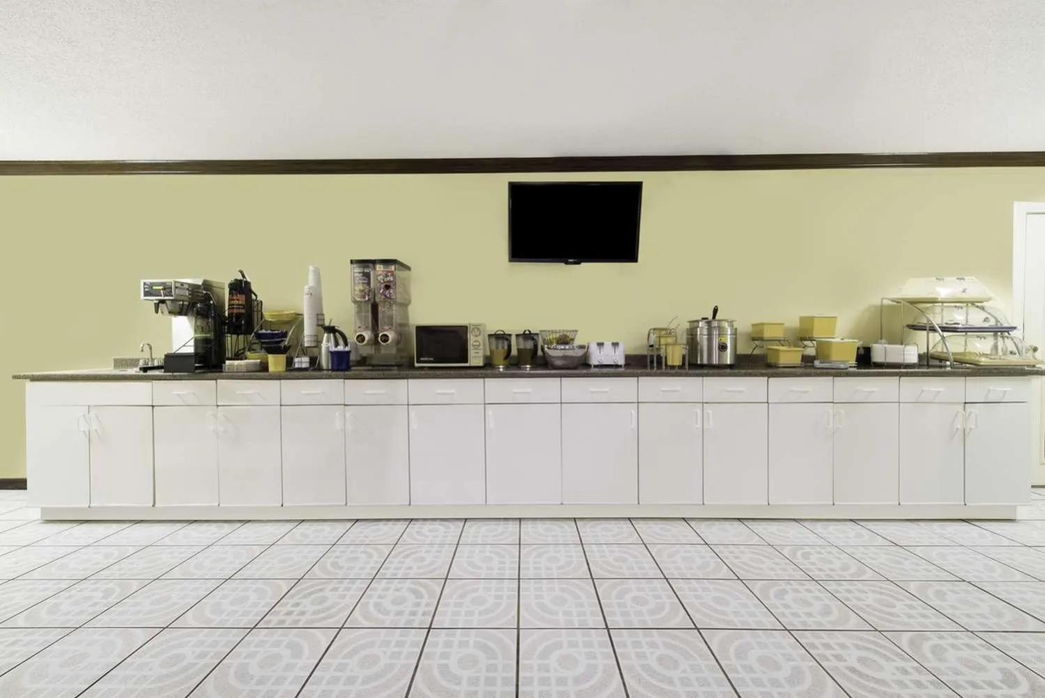 Breakfast in Quality Inn Eastland I-20