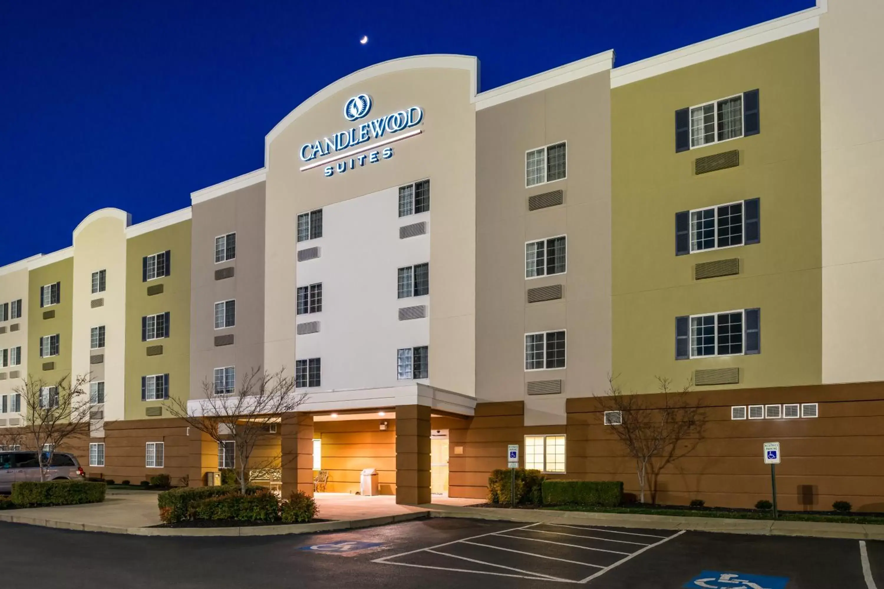 Property Building in Candlewood Suites Paducah, an IHG Hotel