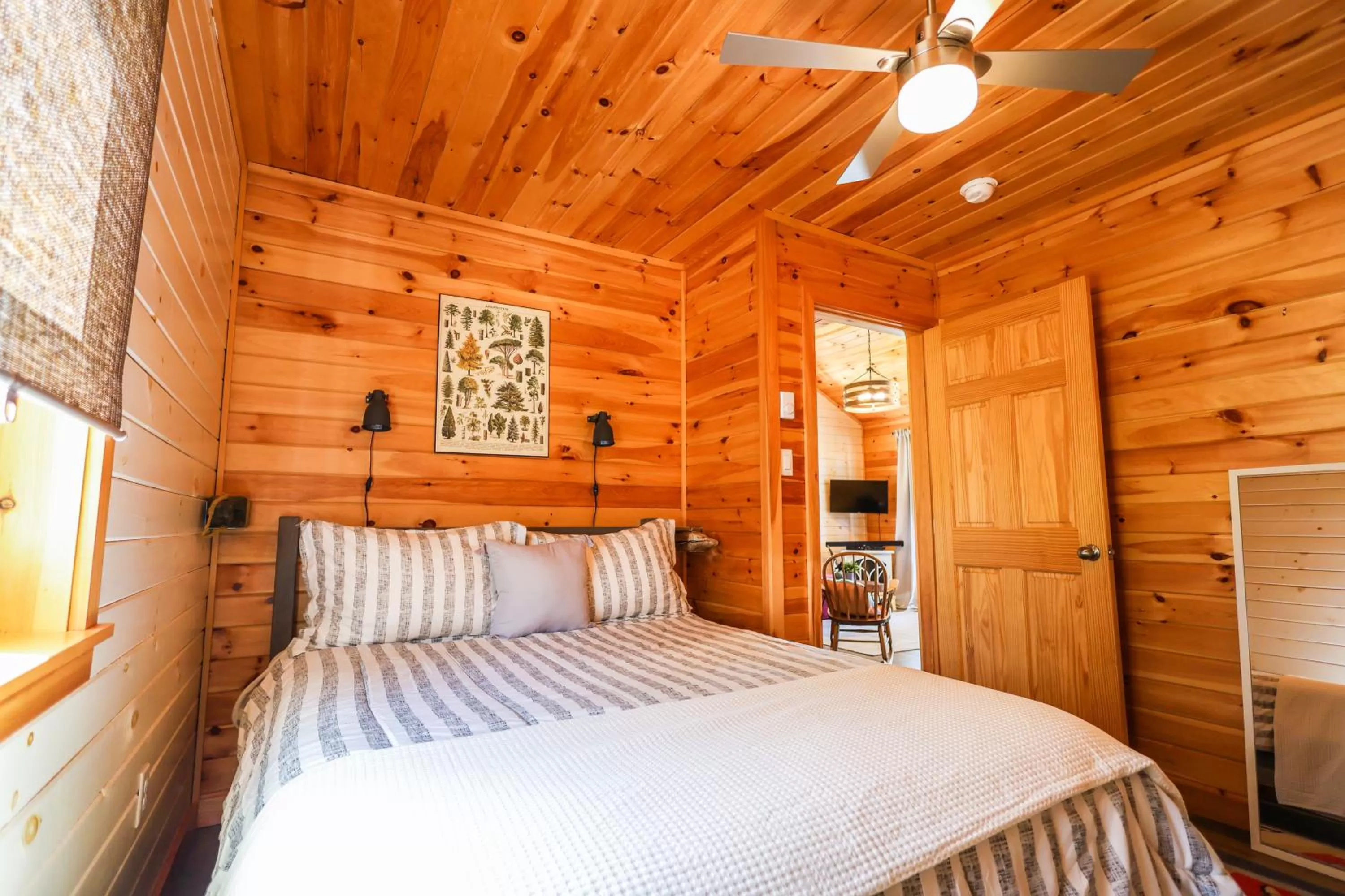 Bed in The Kitch'inn - Boutique Inn and Wine Bar