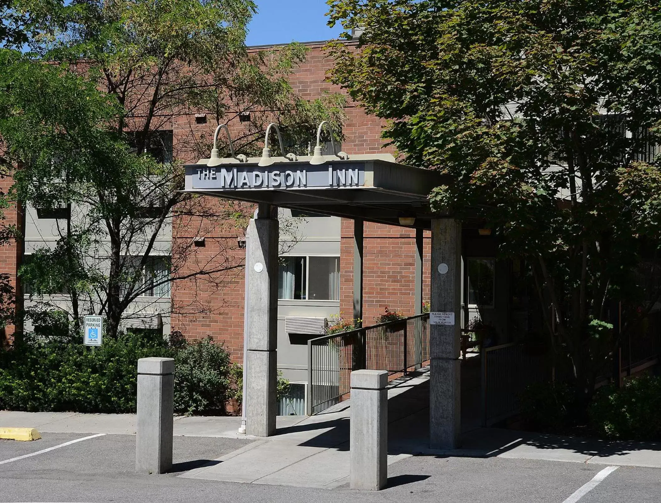 Facade/entrance, Property Building in The Madison Inn by Riversage