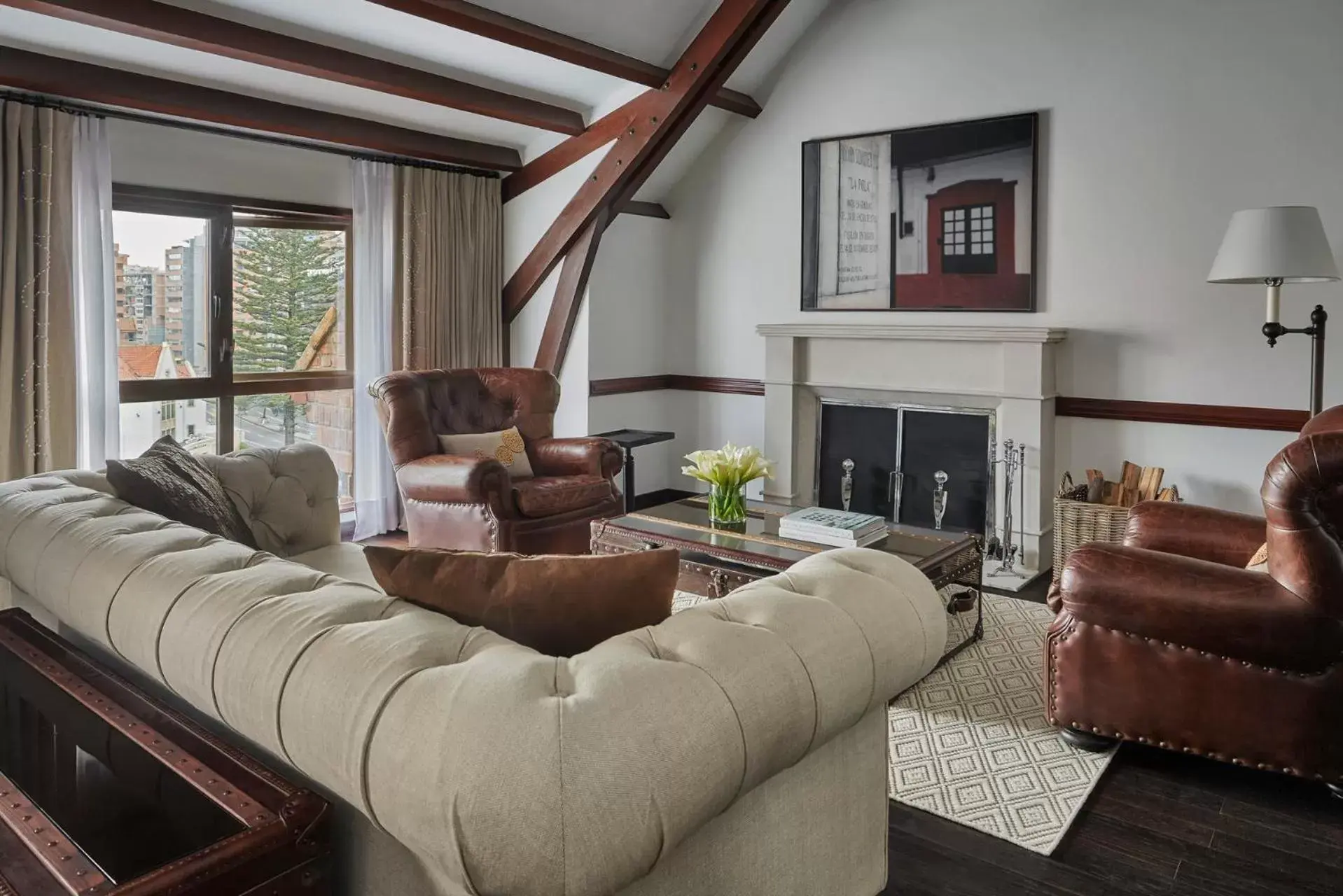 Living room, Seating Area in Four Seasons Hotel Casa Medina Bogota