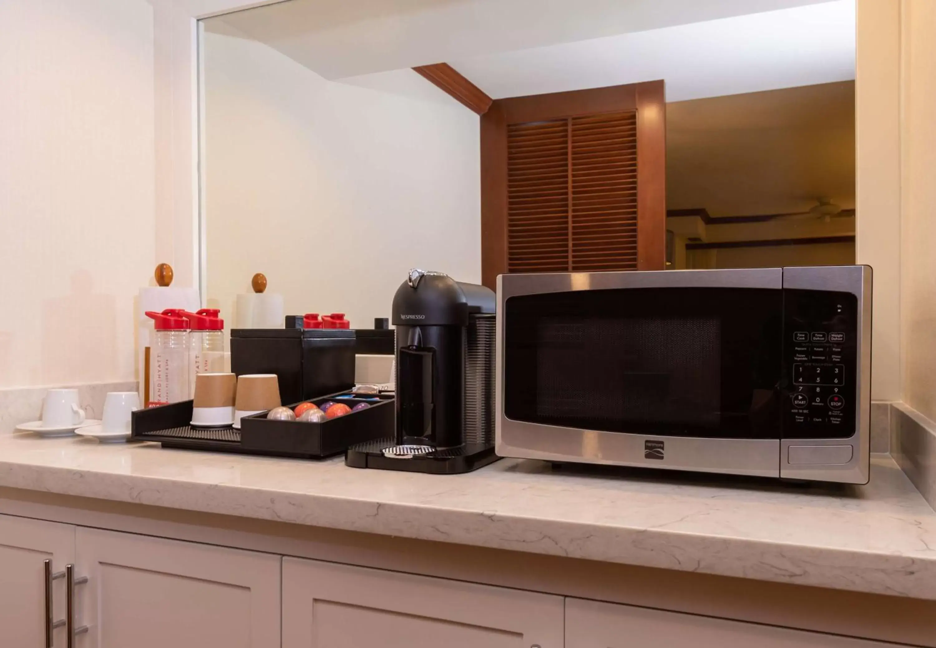 Photo of the whole room, Kitchen/Kitchenette in Grand Hyatt Kauai Resort & Spa