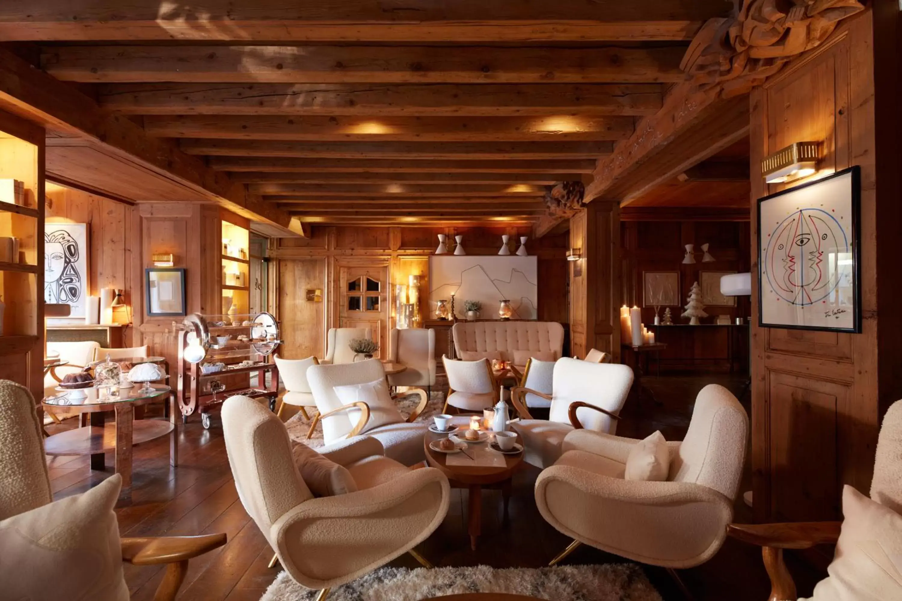 Living room, Lounge/Bar in Hotel Mont Blanc Megève