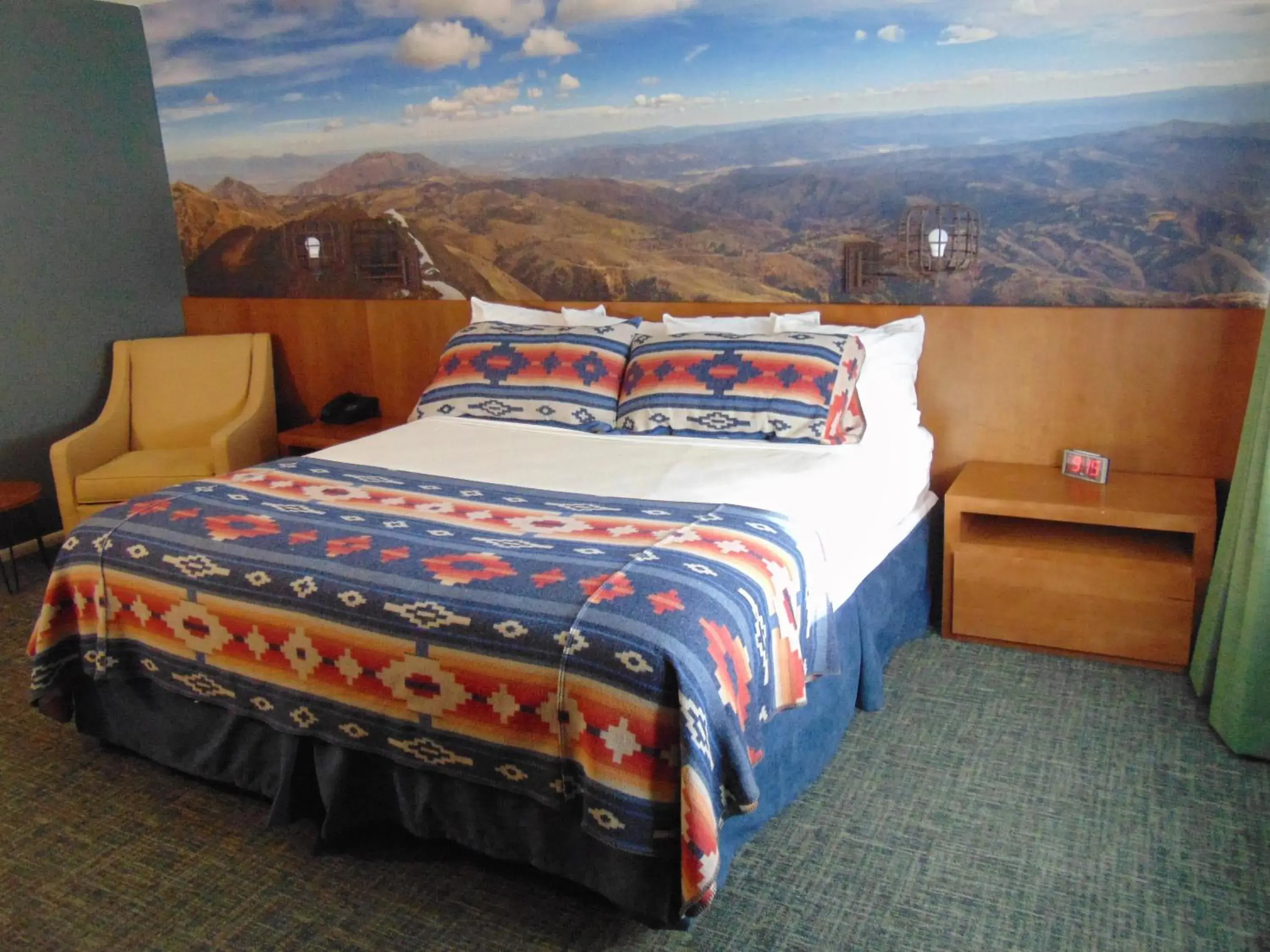 Photo of the whole room, Bed in Bryce Canyon Resort