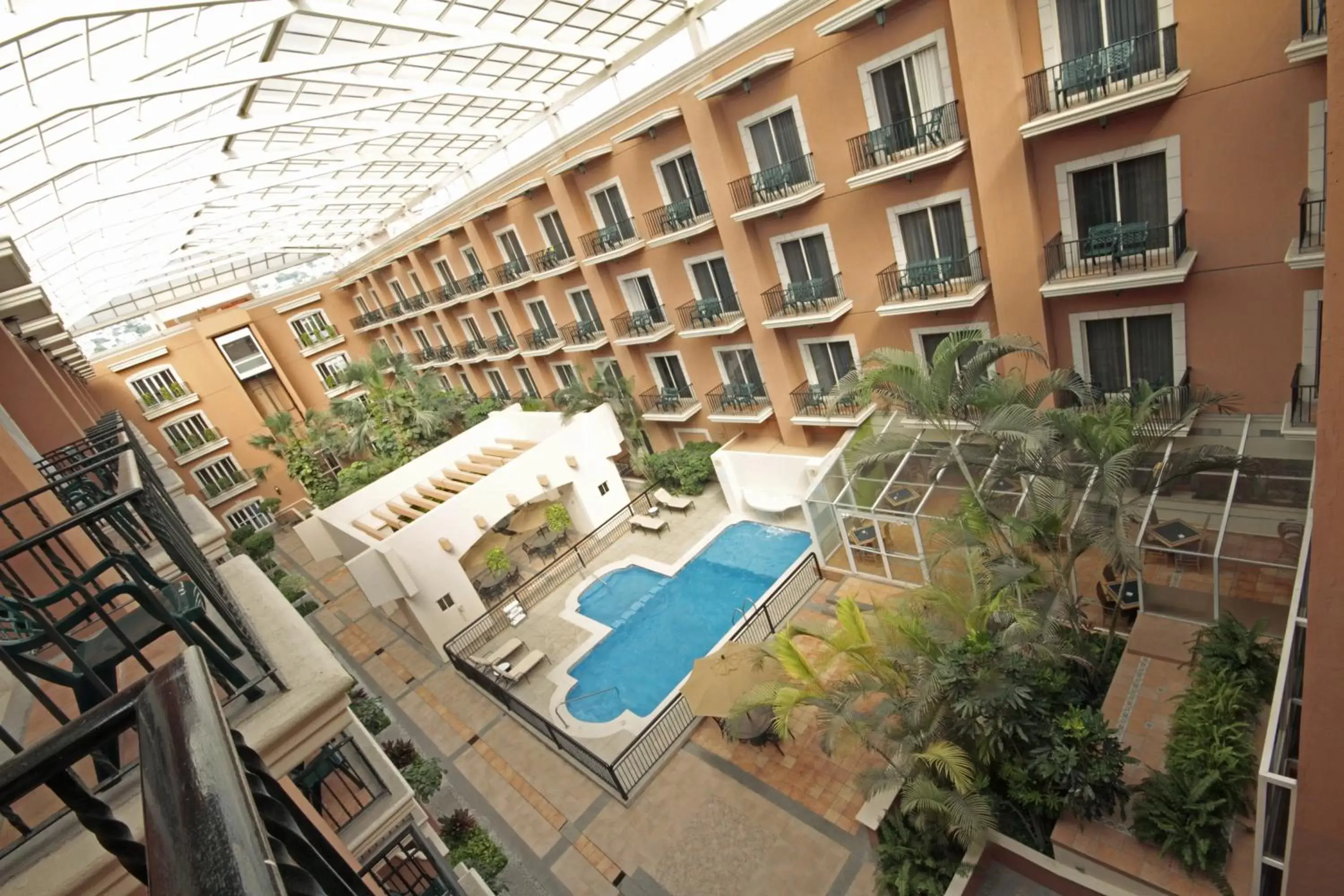 Property building, Pool View in Holiday Inn Express - Monterrey - Tecnologico, an IHG Hotel