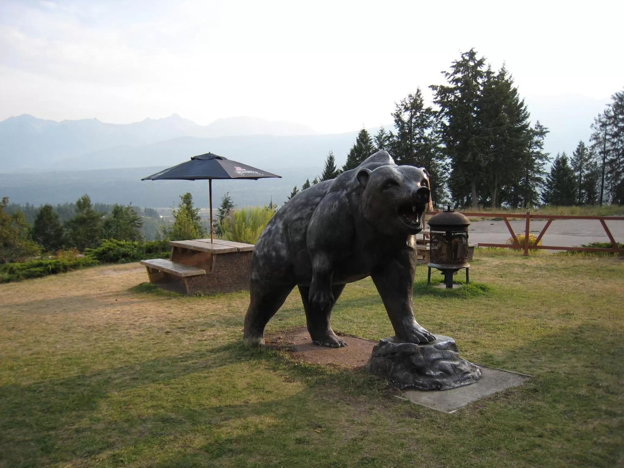 Decorative detail in Days Inn by Wyndham Golden