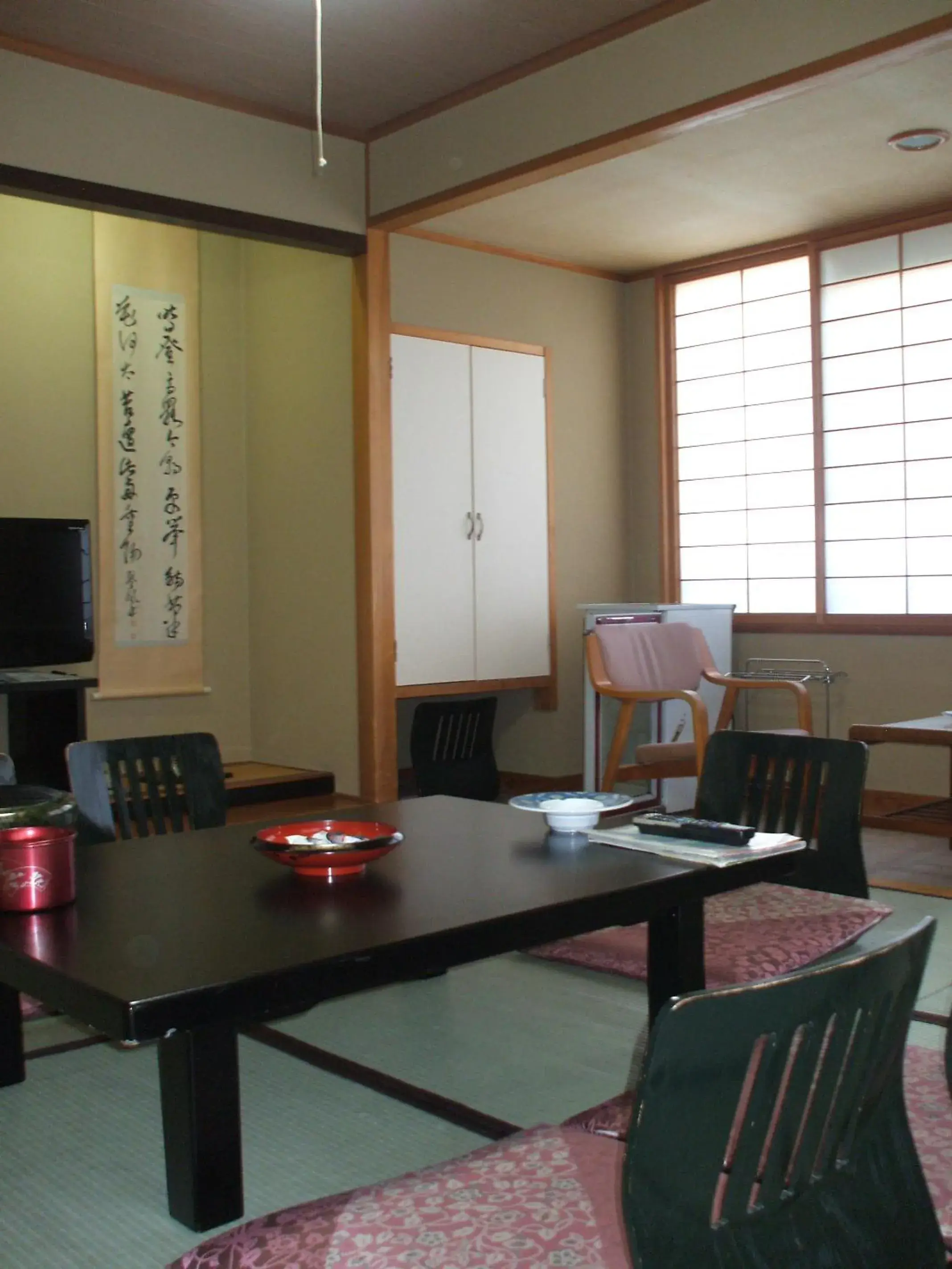 Photo of the whole room, Seating Area in Fujiya Ryokan