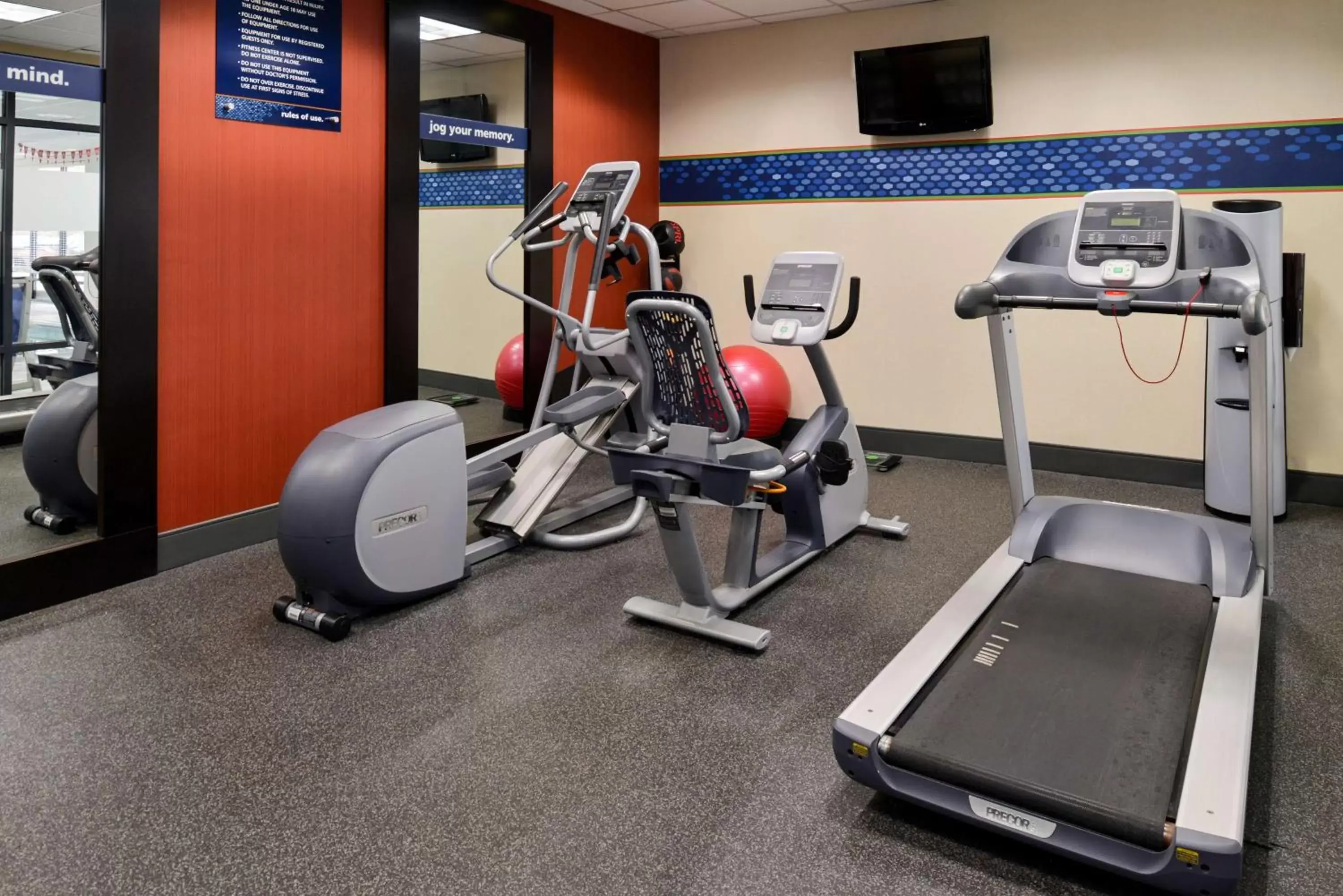 Fitness centre/facilities, Fitness Center/Facilities in Hampton Inn College Park