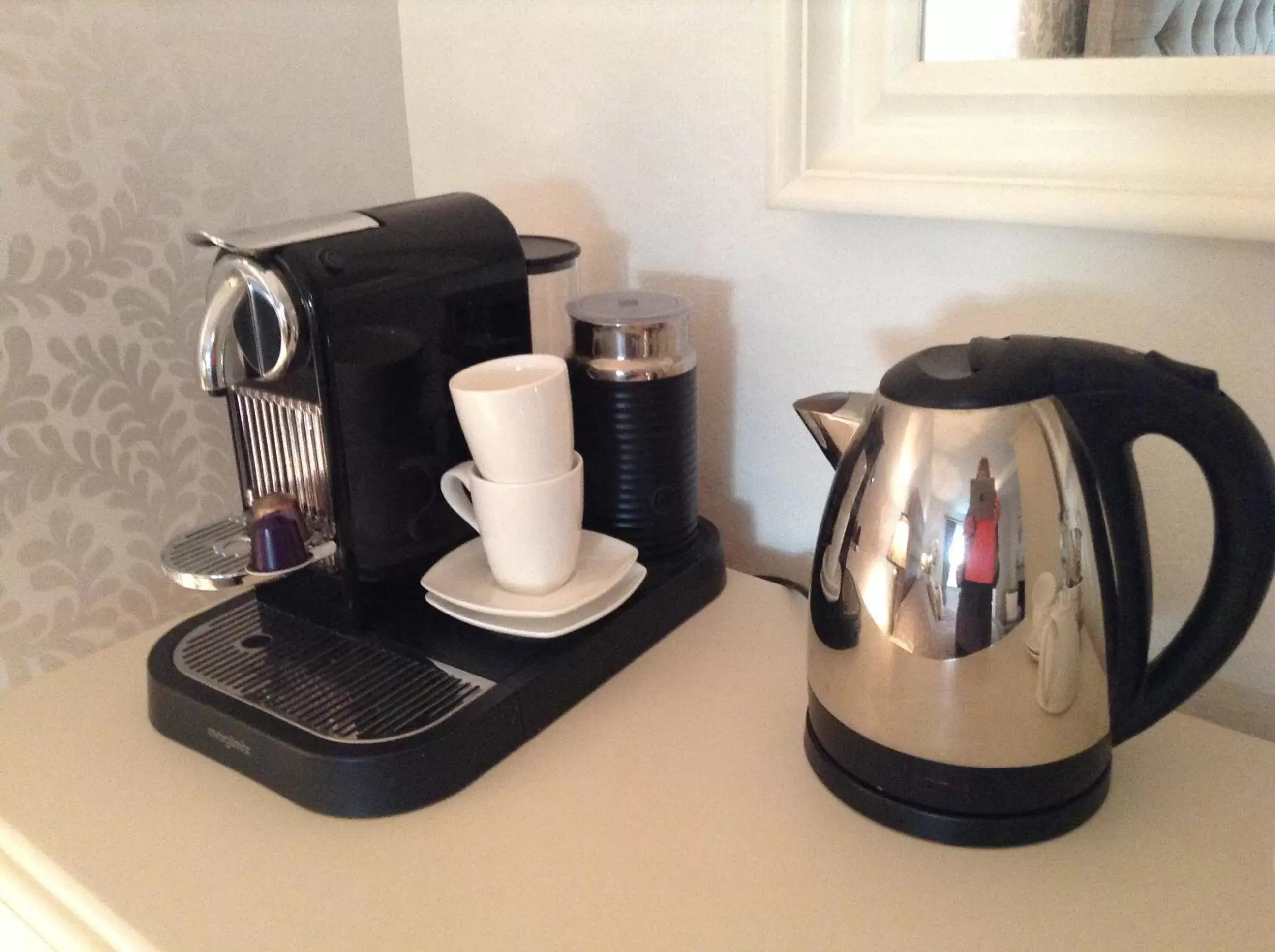 Coffee/Tea Facilities in Birtles Farm Bed and Breakfast