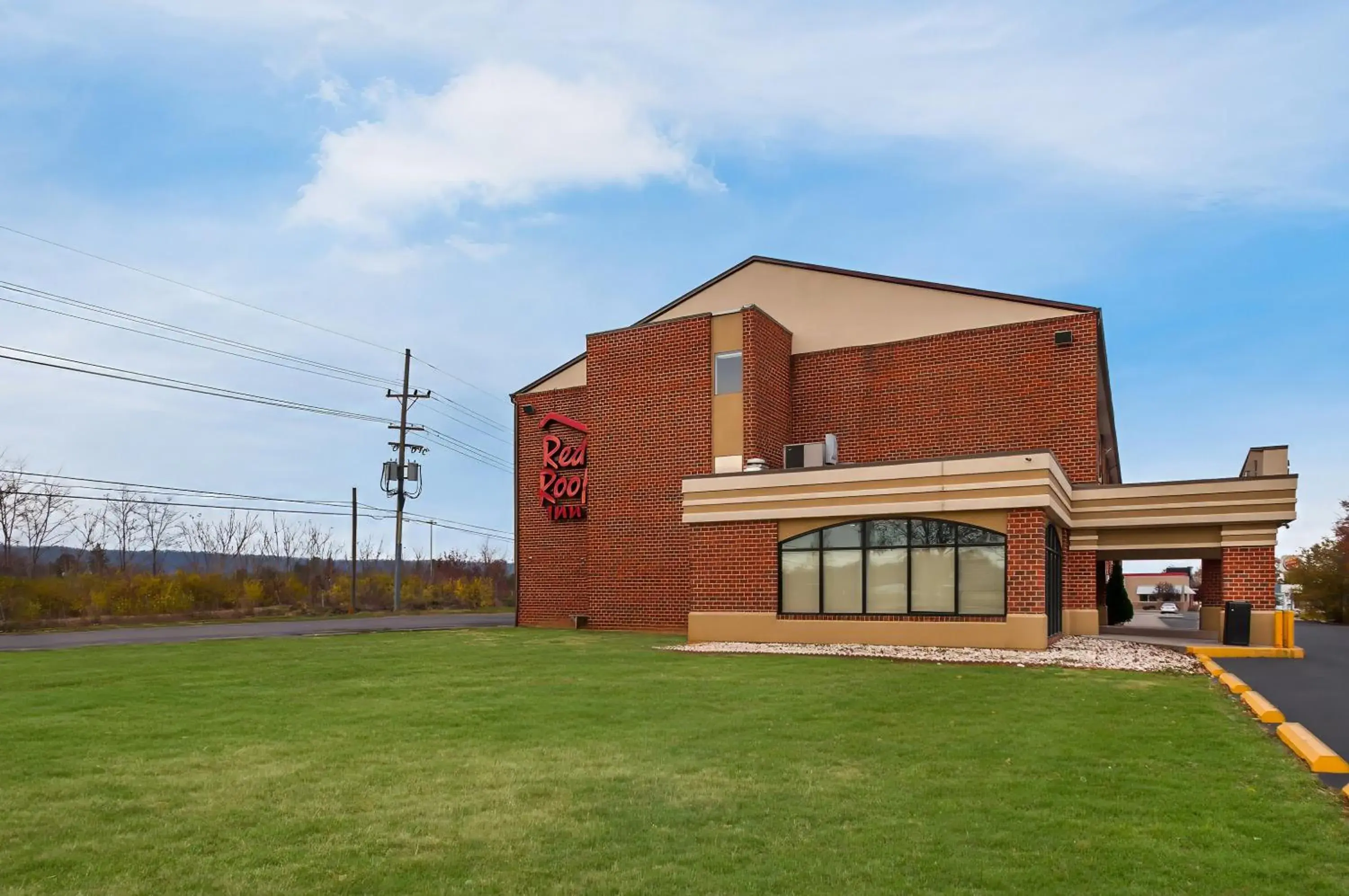 Property Building in Red Roof Inn Martinsburg