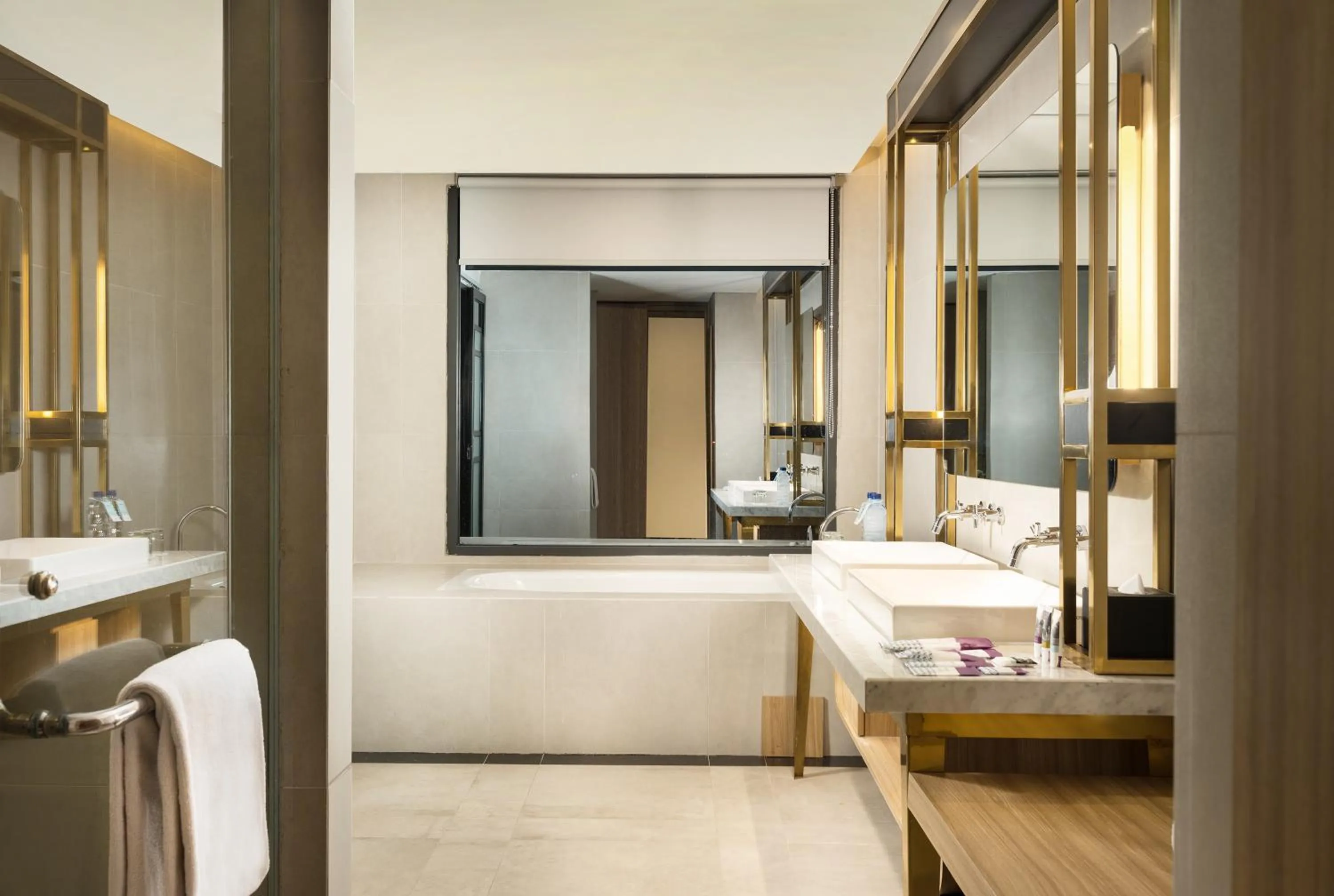 Bathroom in Mercure Bandung City Centre