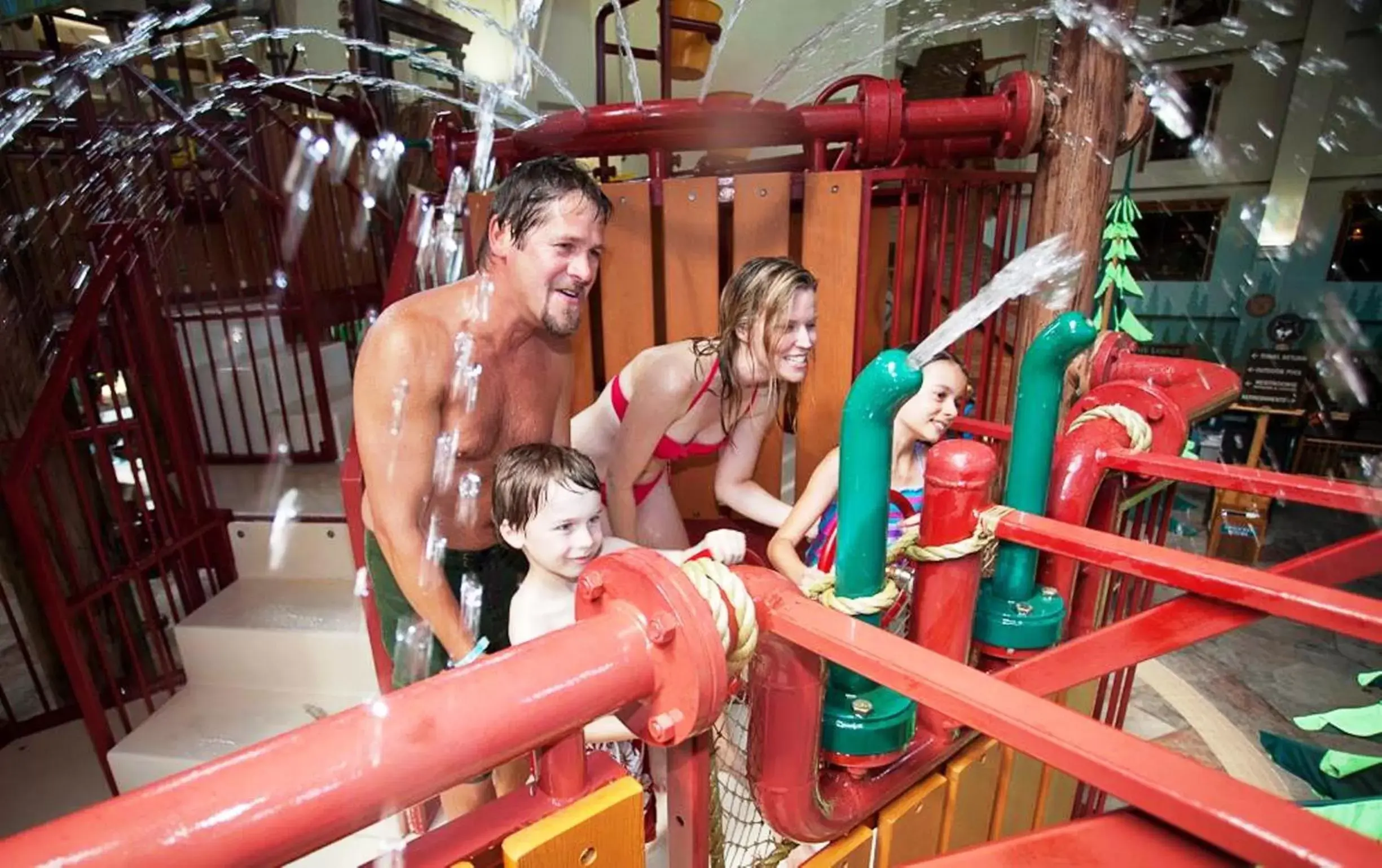 People in Great Wolf Lodge - Niagara Falls