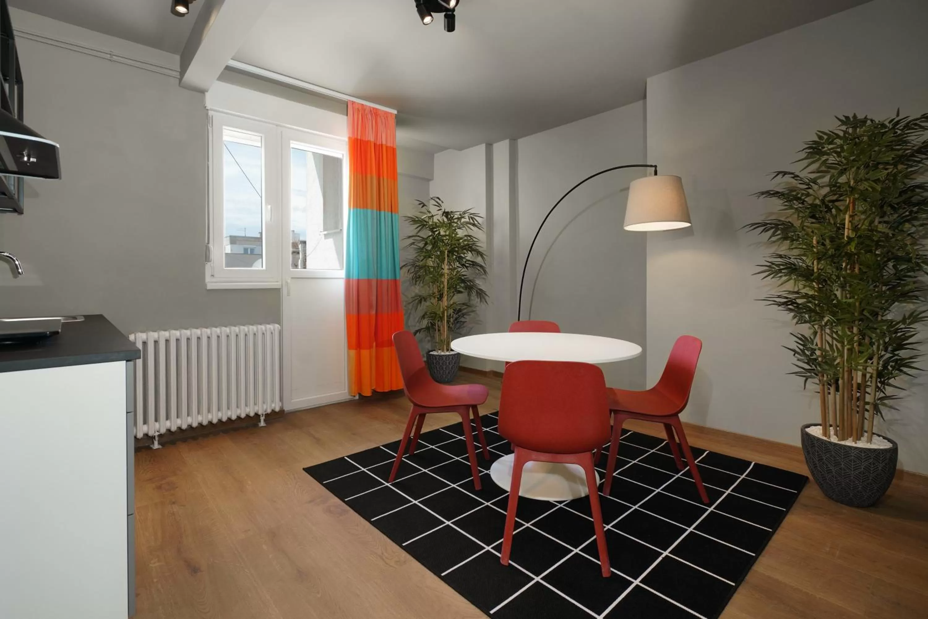 Kitchen or kitchenette, Dining Area in Tulum Apart Center Belgrade