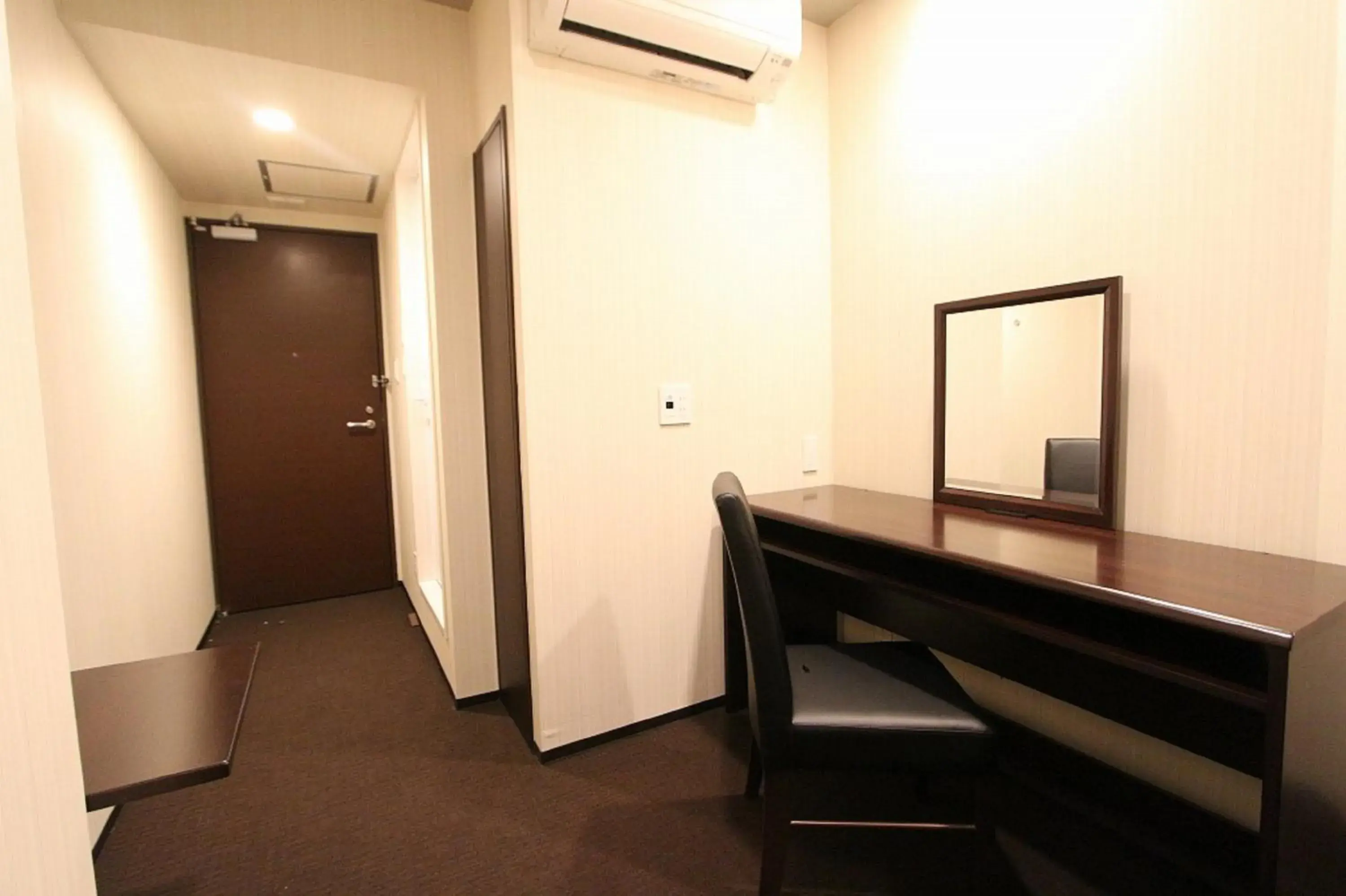 Photo of the whole room, TV/Entertainment Center in HOTEL LiVEMAX Nihonbashi Hakozaki