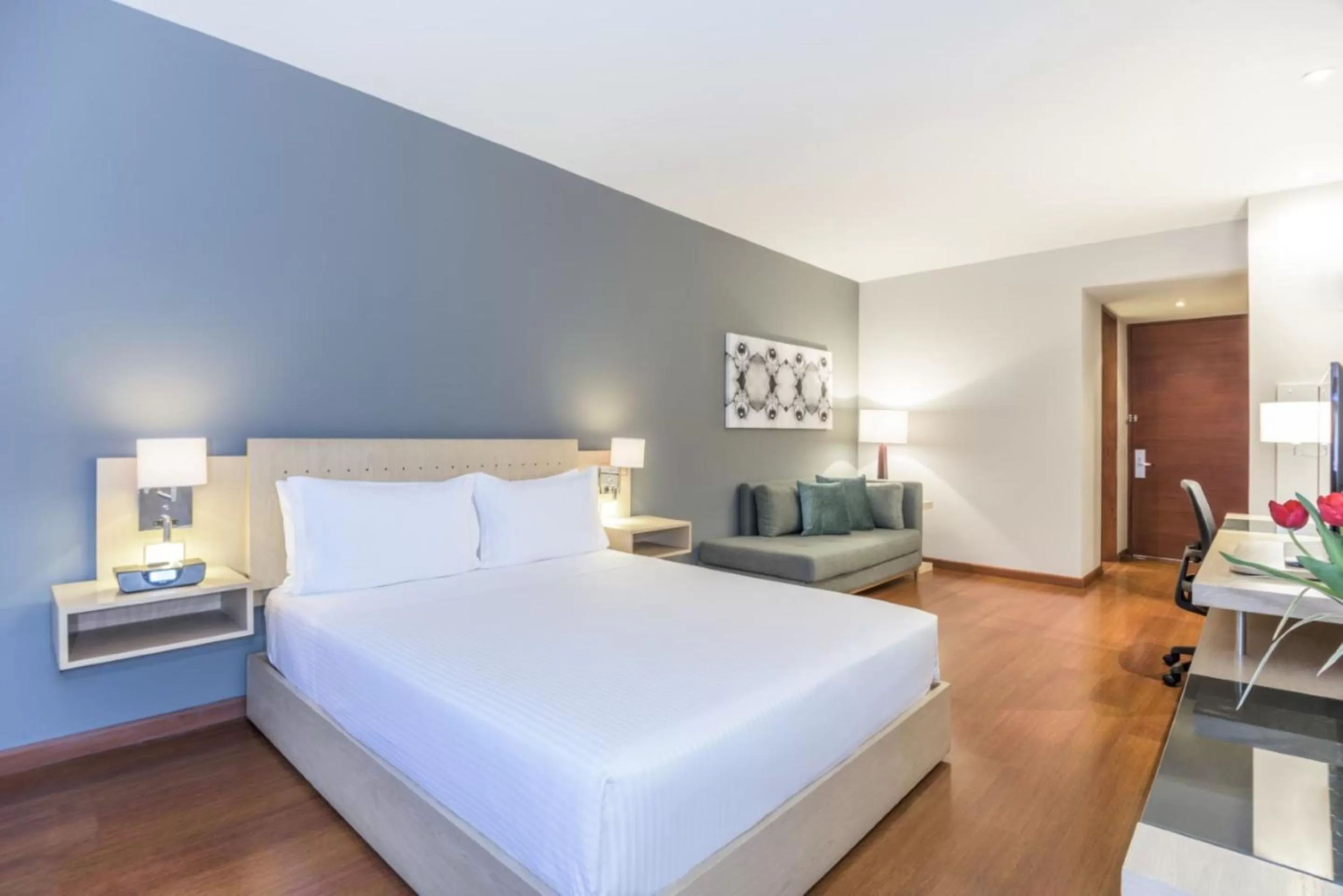 Bedroom, Bed in Cosmos 100 Hotel & Centro de Convenciones - Hoteles Cosmos