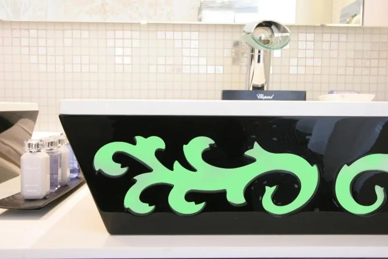 Bathroom in Hôtel Princesse Flore