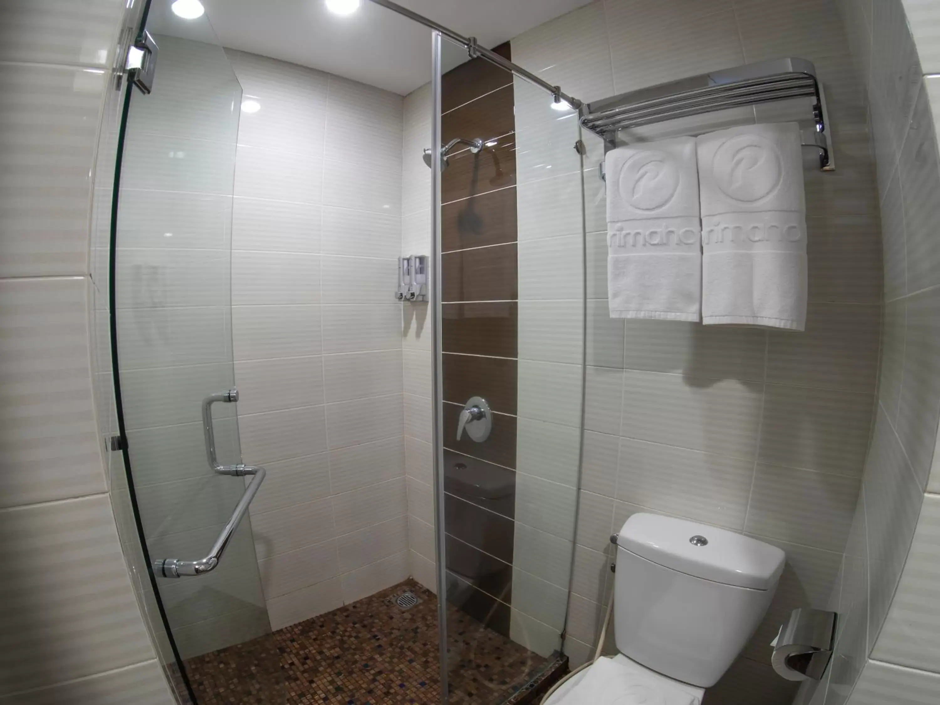 Shower, Bathroom in d'primahotel Melawai - Blok M