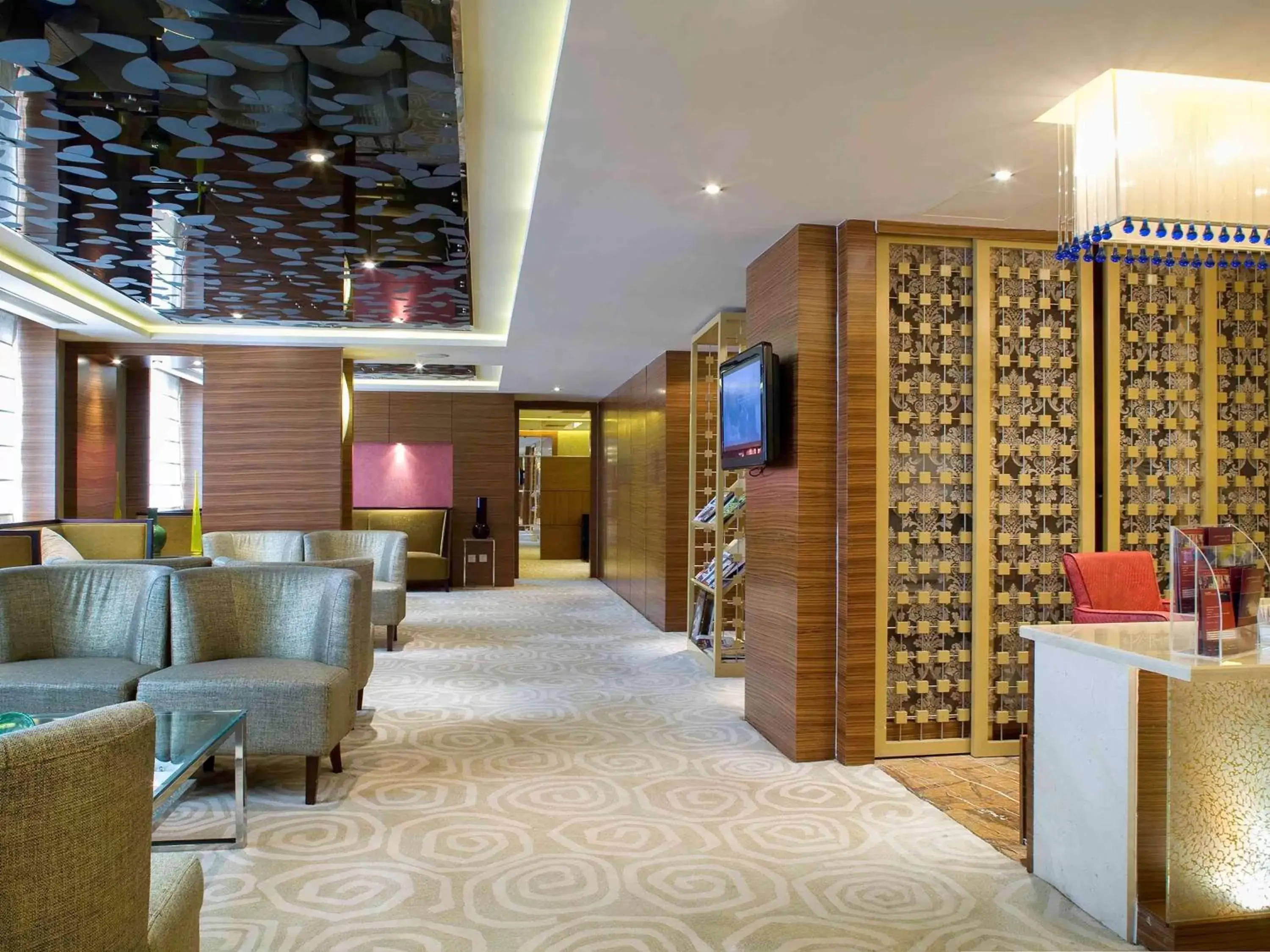 Lounge or bar in Grand Mercure Beijing Central