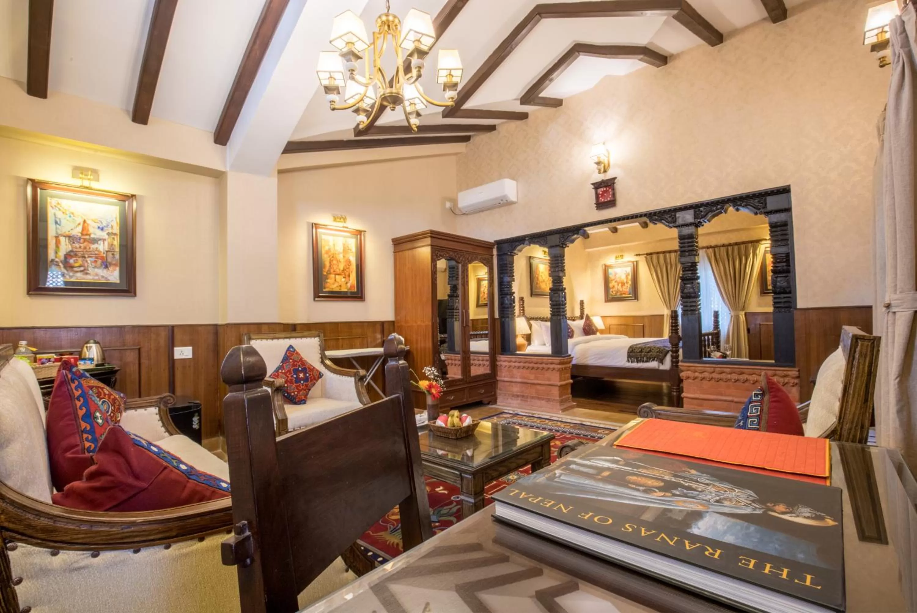 Living room in Baber Mahal Vilas - The Heritage Hotel