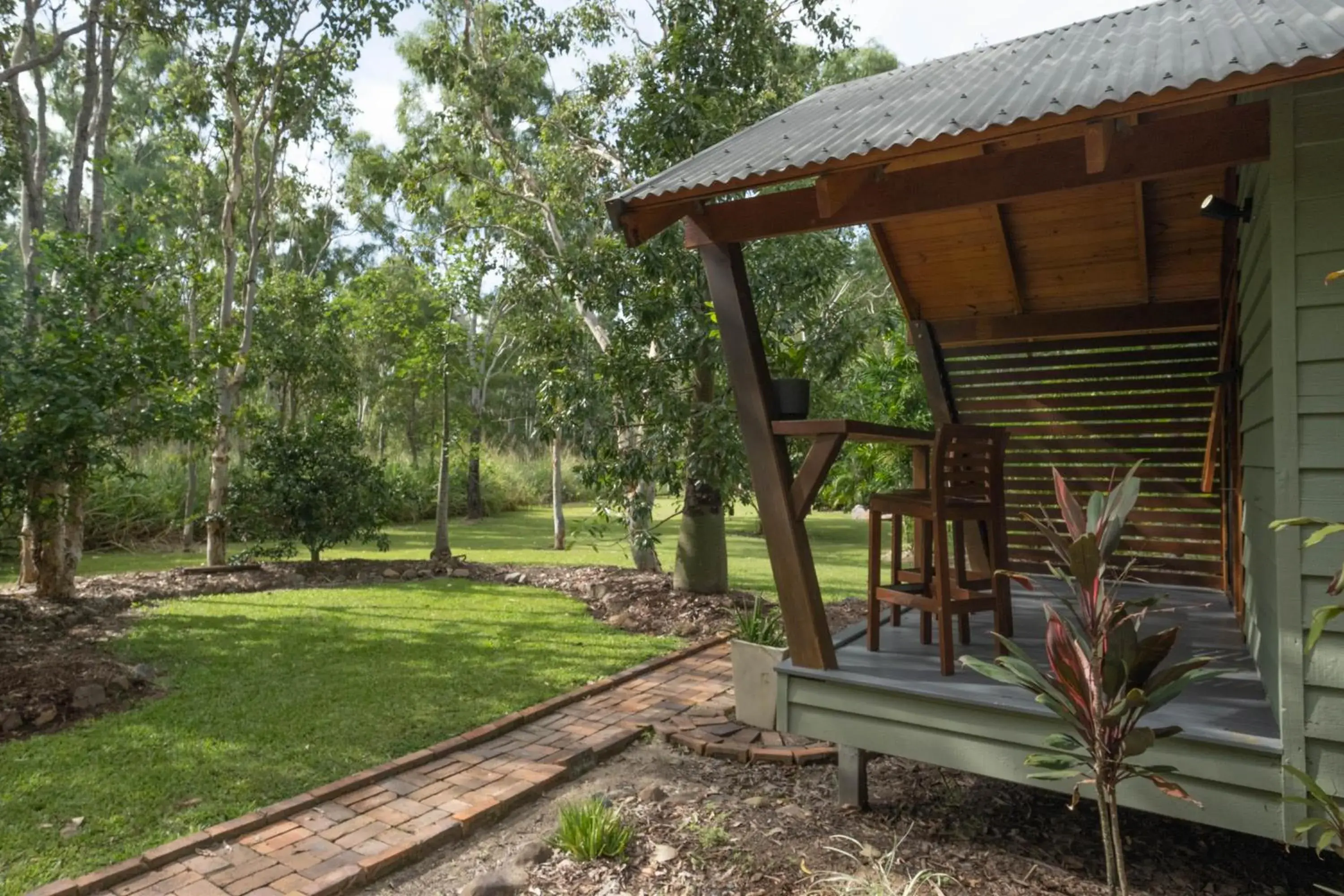 Garden in Airlie Beach Eco Cabins - Adults Only