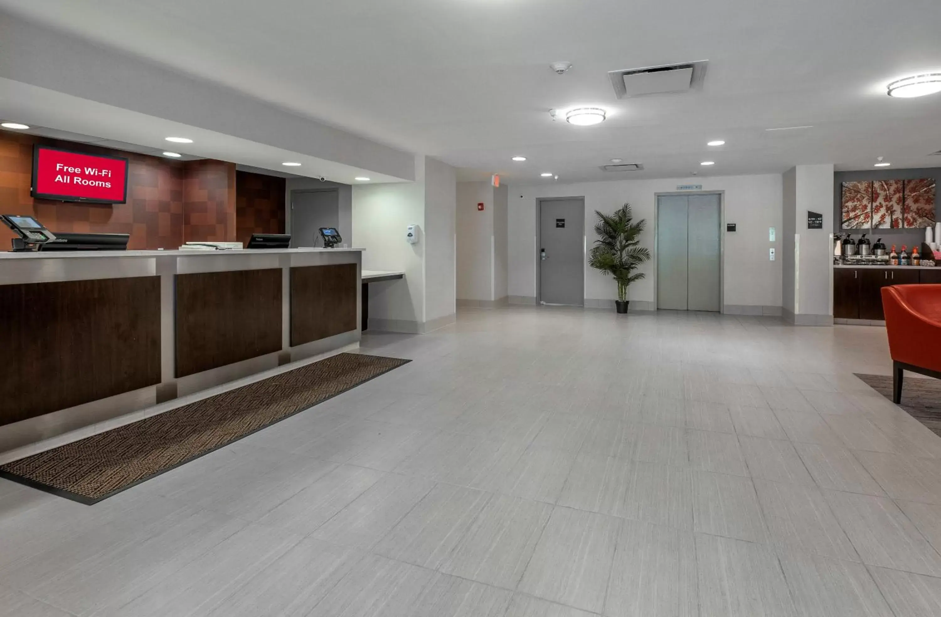 Lobby or reception in Red Roof Inn PLUS Boston - Mansfield - Foxboro Lobby or reception in Red Roof Inn PLUS Boston - Mansfield - Foxboro