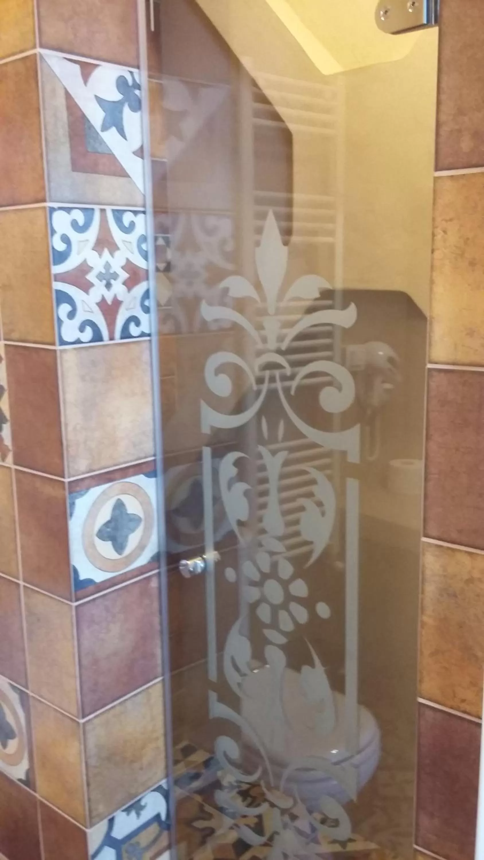 Bathroom in HOTEL TSARSI