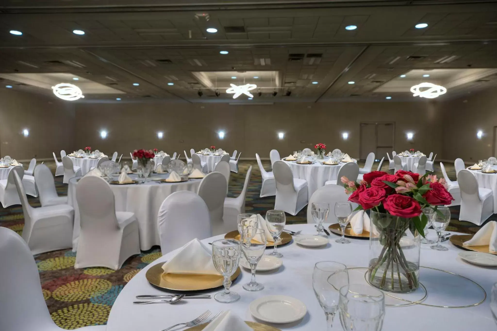 Restaurant/places to eat, Banquet Facilities in Holiday Inn Express Janesville-I-90 & US Highway 14, an IHG Hotel