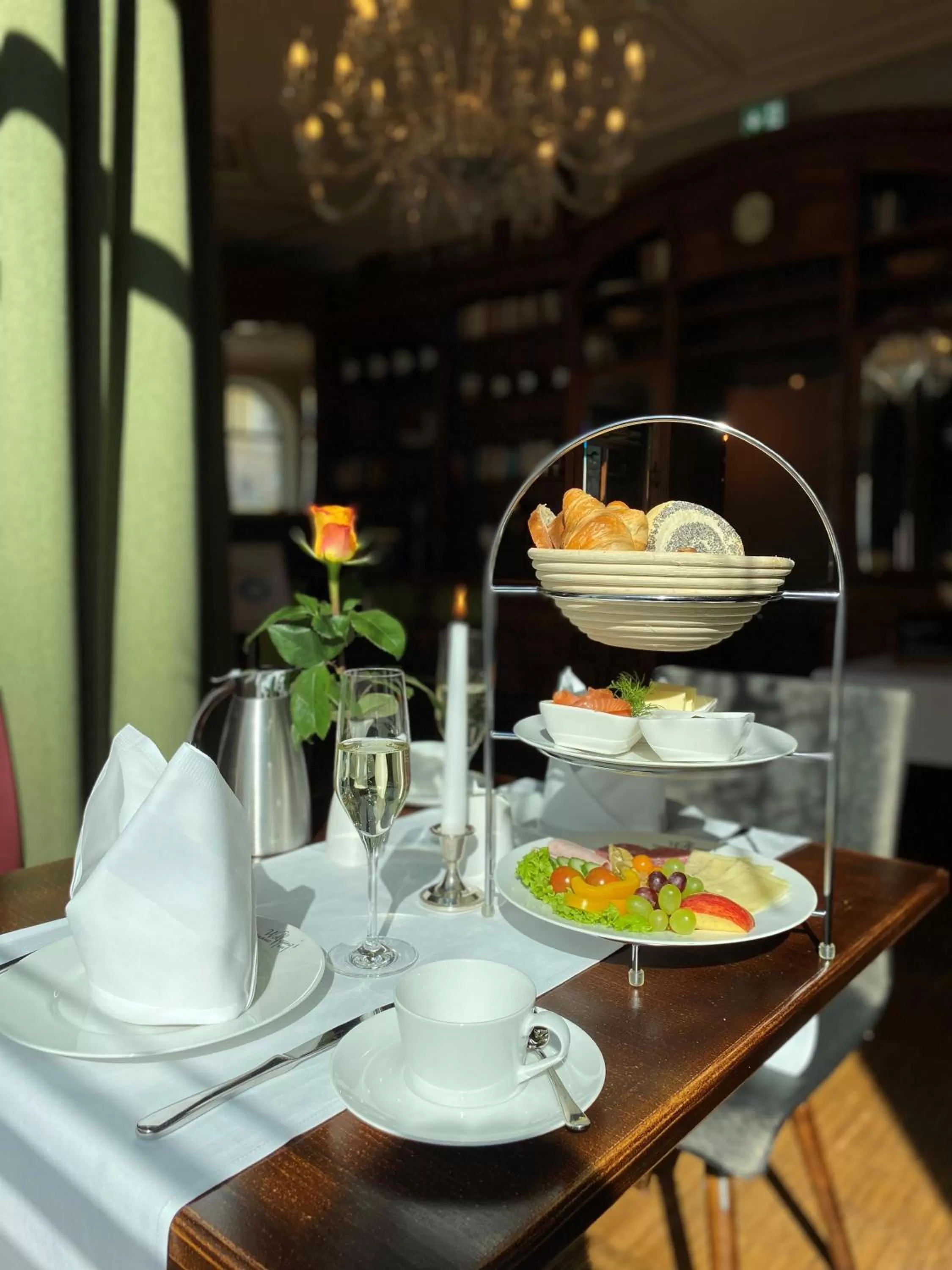 Breakfast in MOMENTS Boutique Hotel