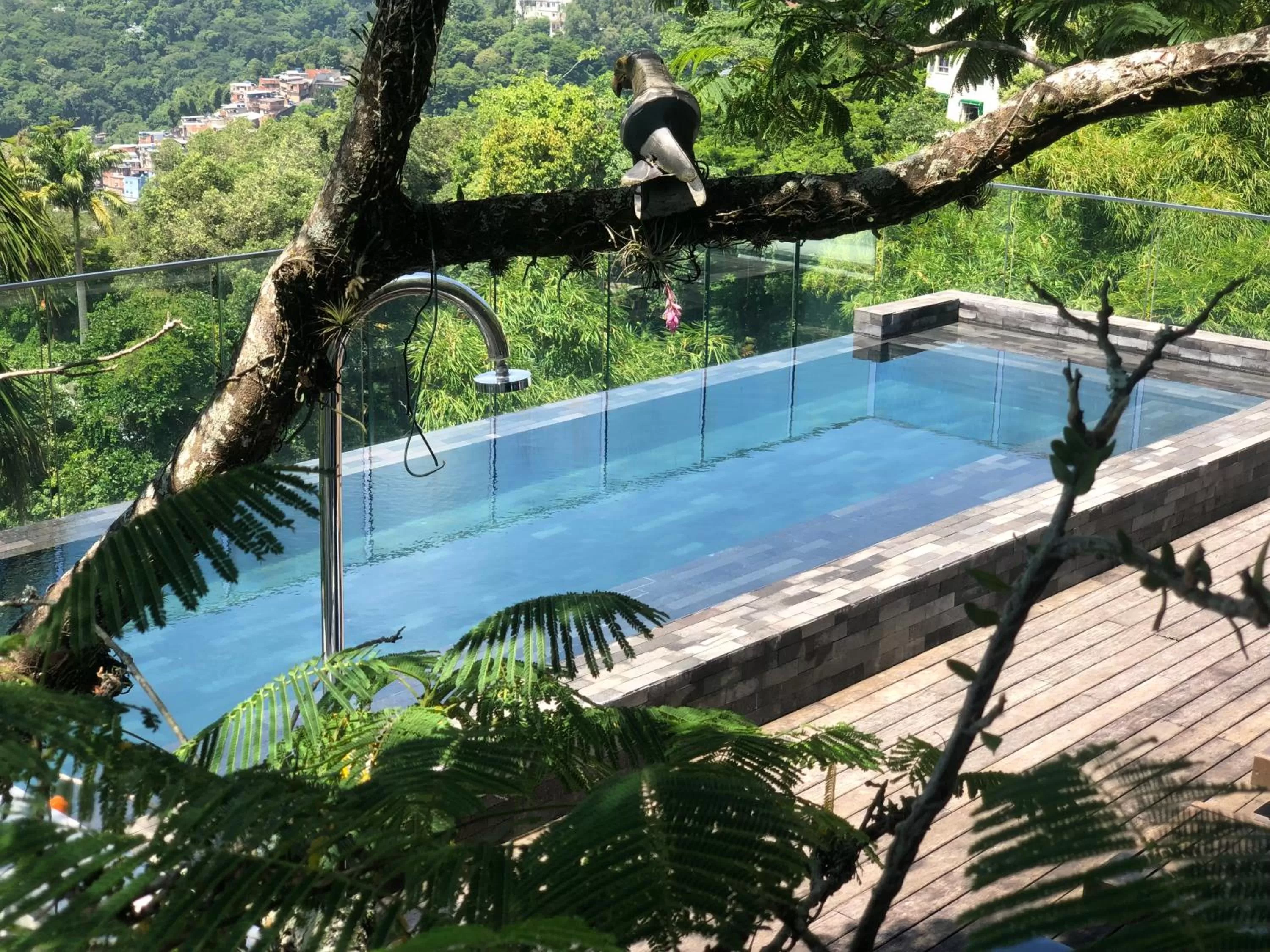 Swimming pool in Pousada Rio144