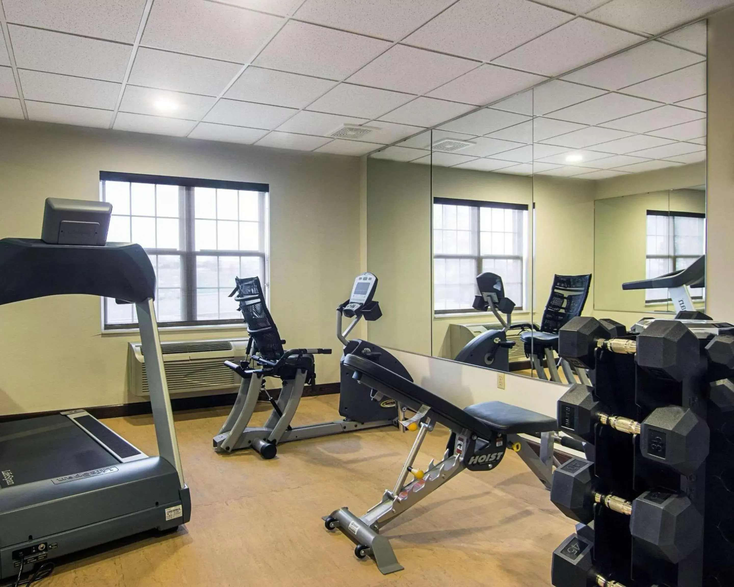 Fitness centre/facilities, Fitness Center/Facilities in Comfort Inn & Suites Grafton-Cedarburg